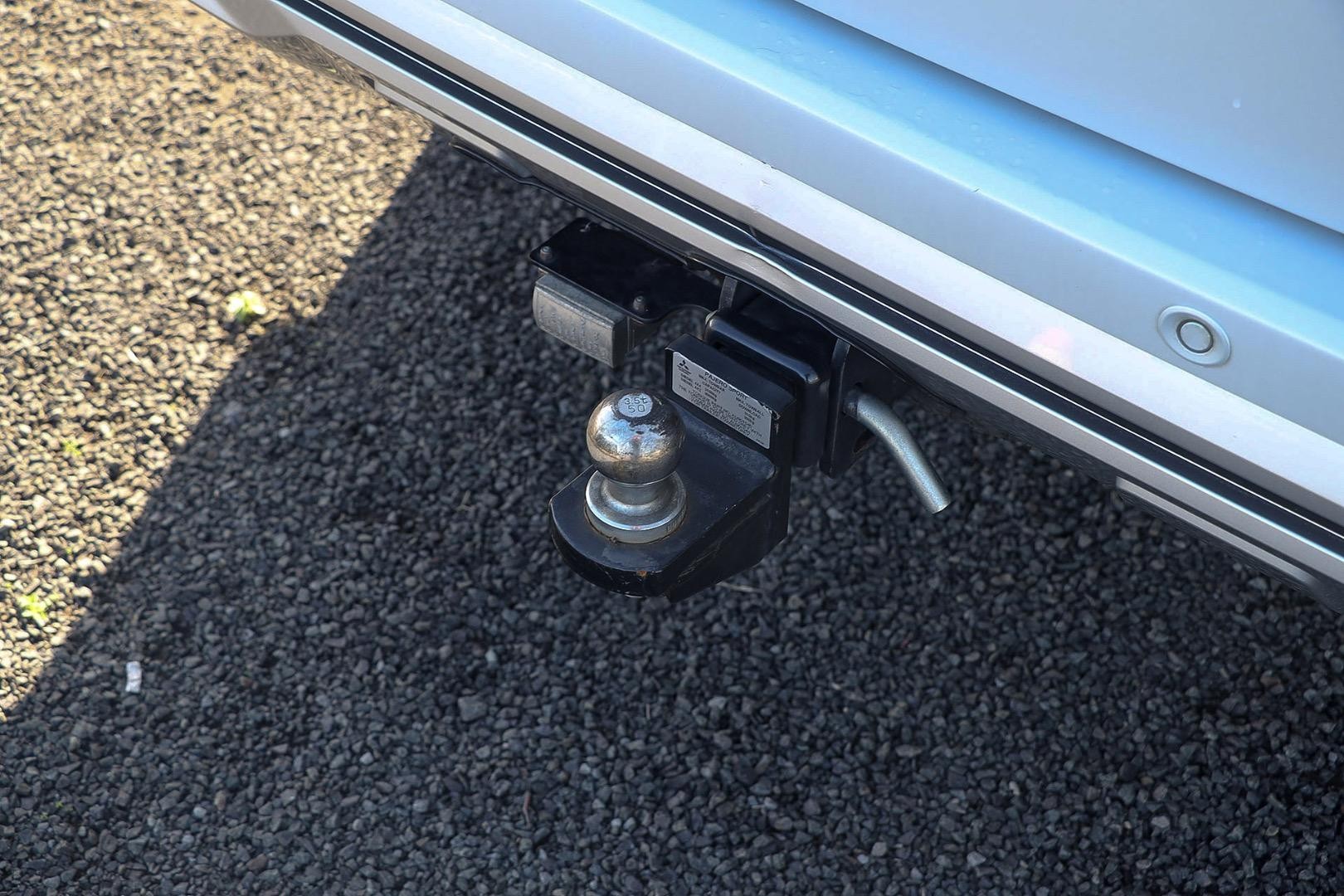 Mitsubishi Pajero Sport image 3