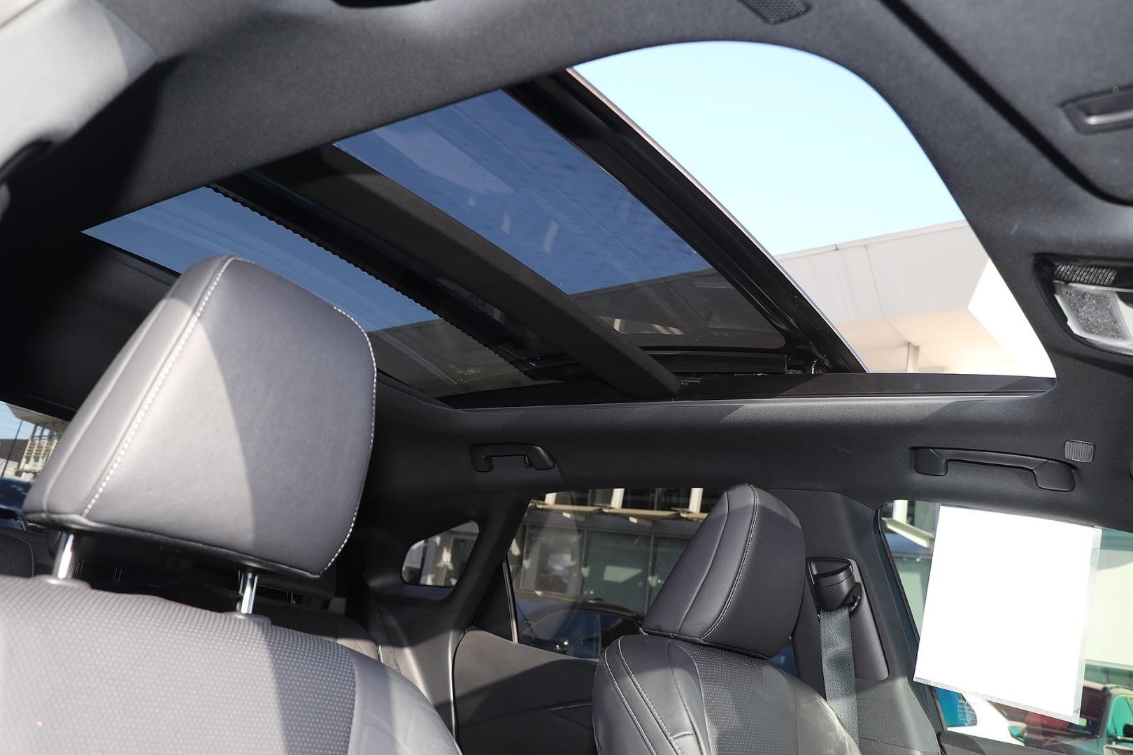 Lexus Rx image 4