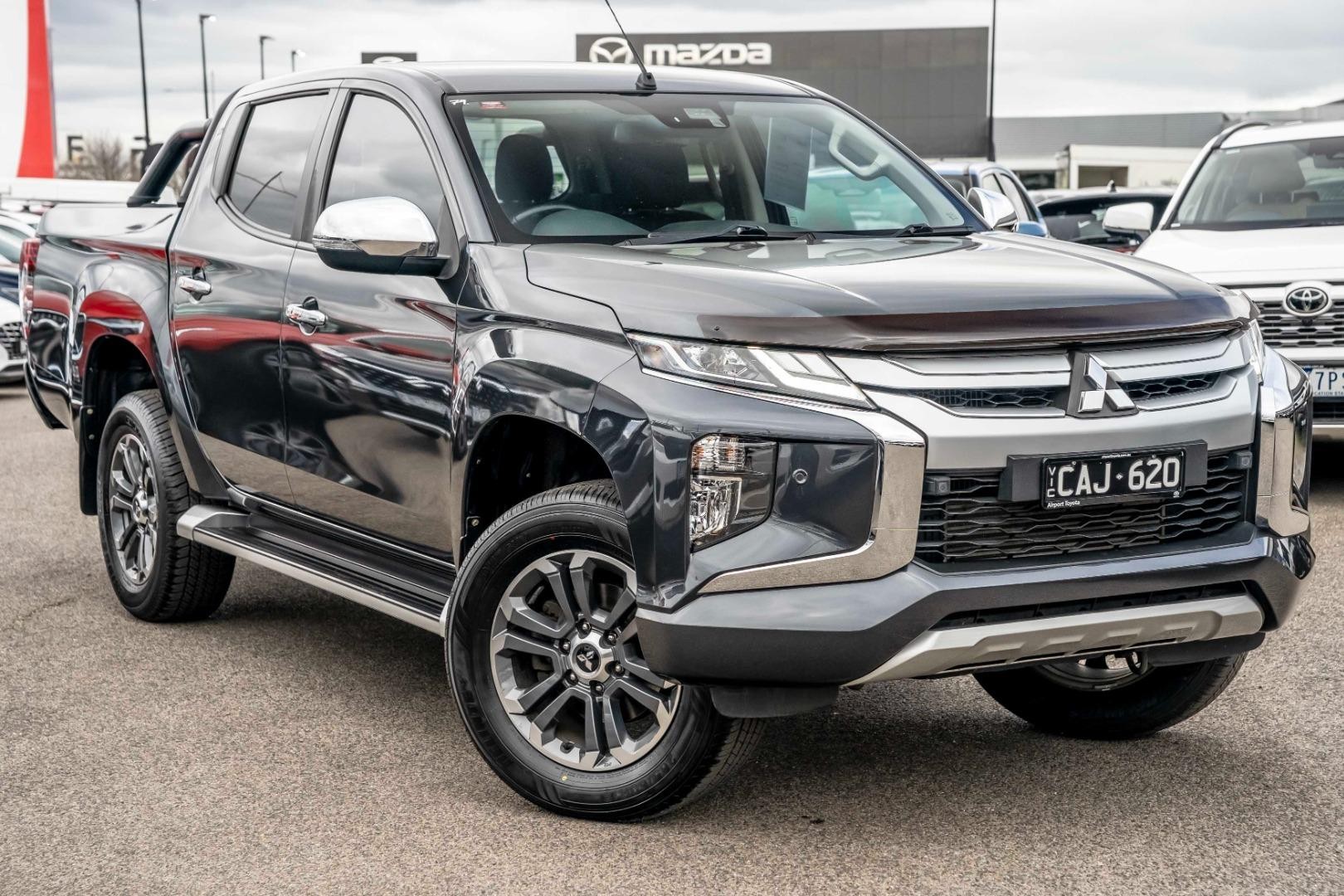 Mitsubishi Triton image 1