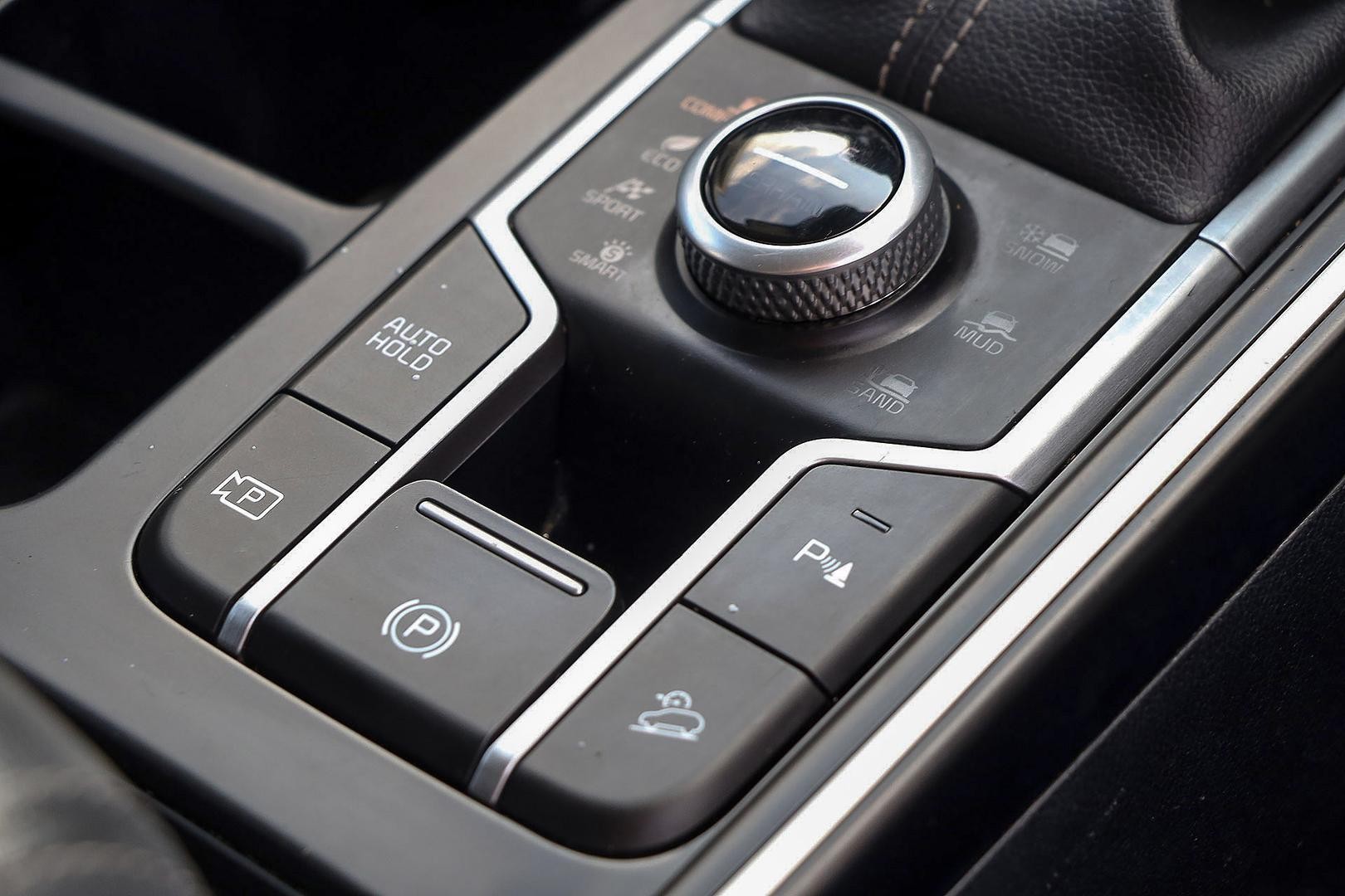 Kia Sorento image 4