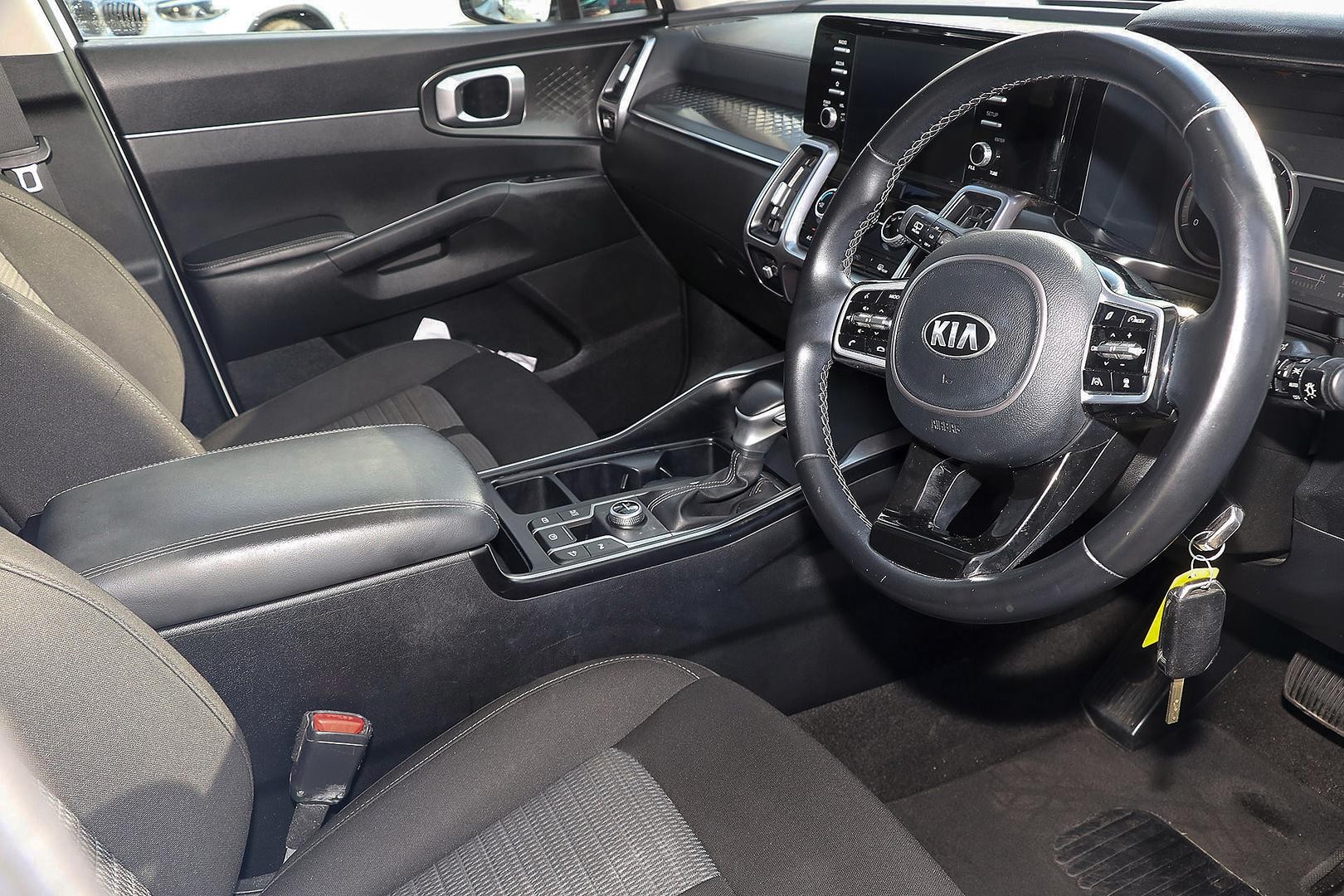 Kia Sorento image 3