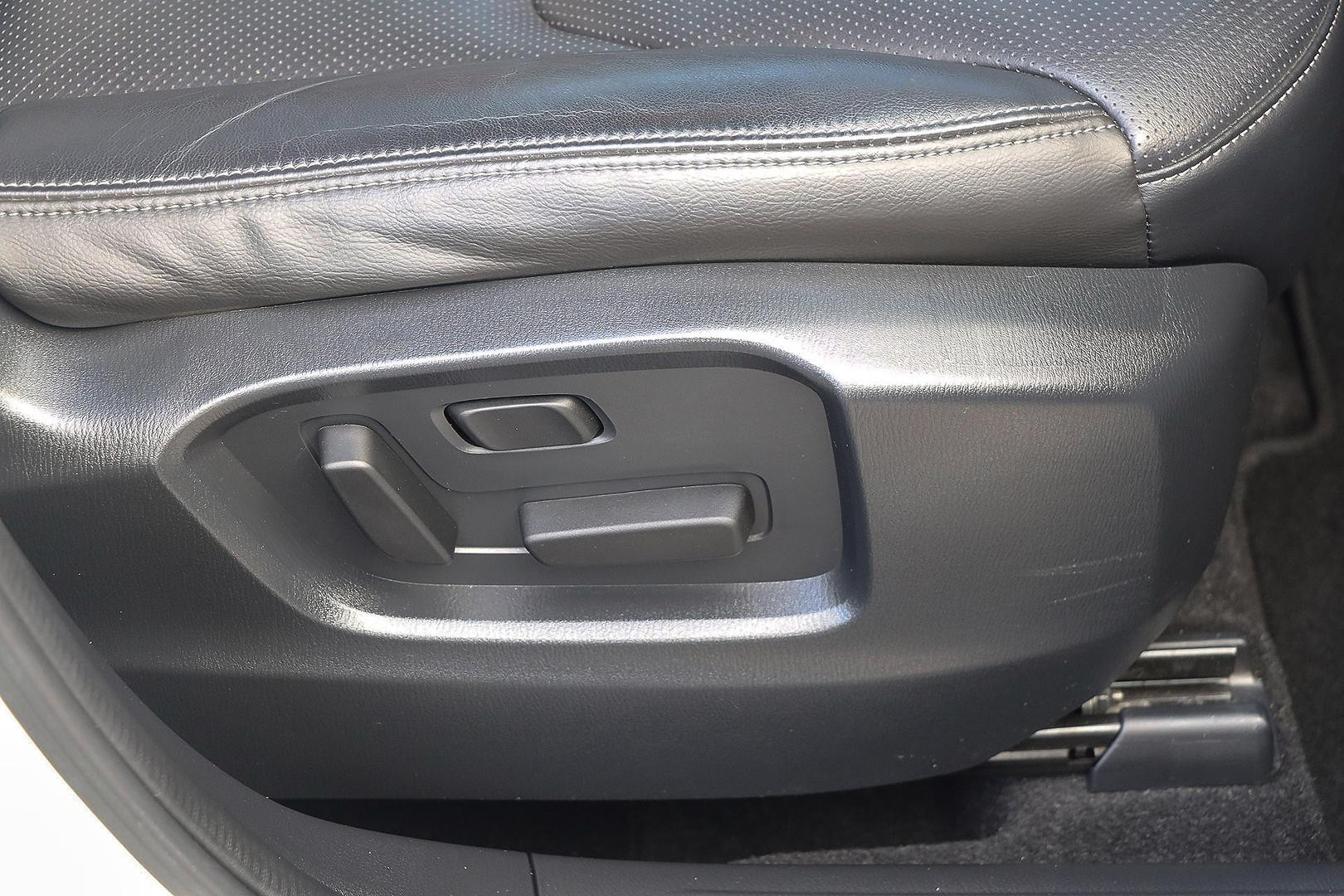 Mazda Cx-8 image 3