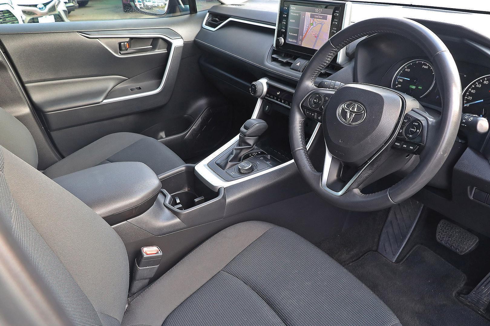 Toyota Rav4 image 2