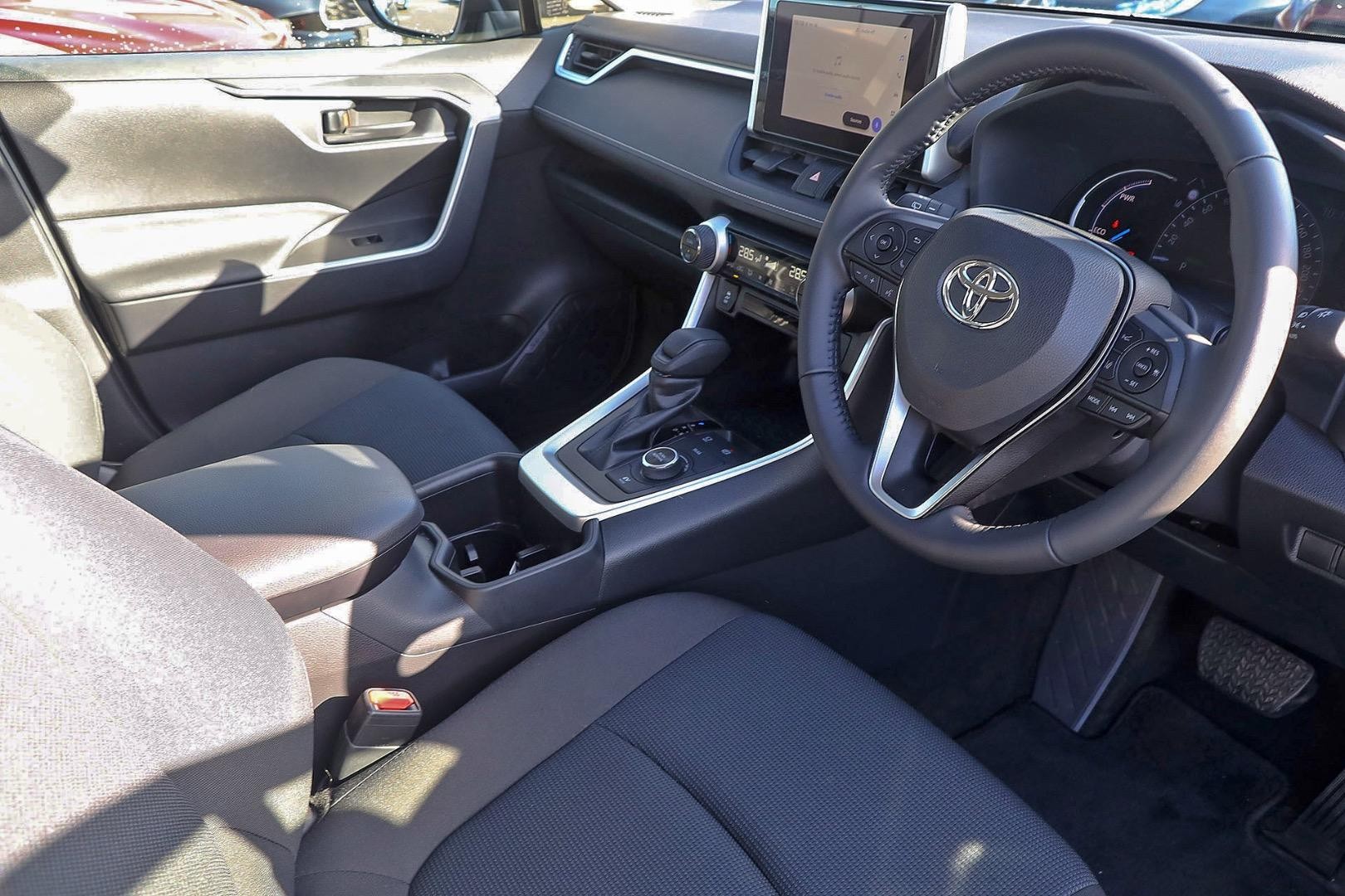 Toyota Rav4 image 3