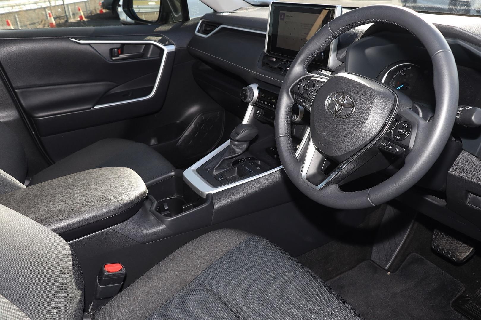 Toyota Rav4 image 3