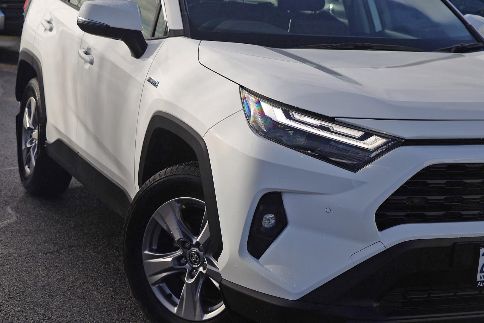 Toyota Rav4 image 2