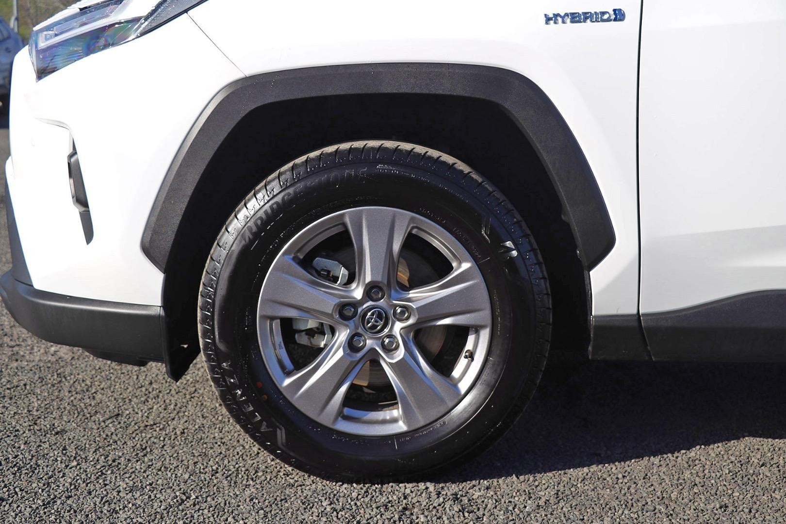 Toyota Rav4 image 4