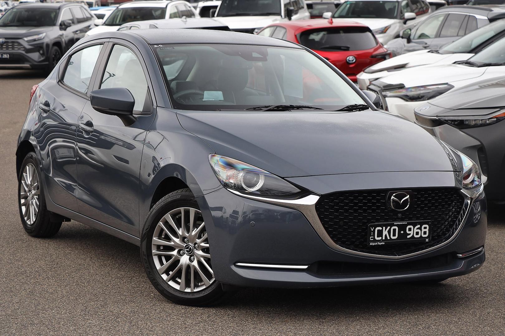 Mazda 2 image 1