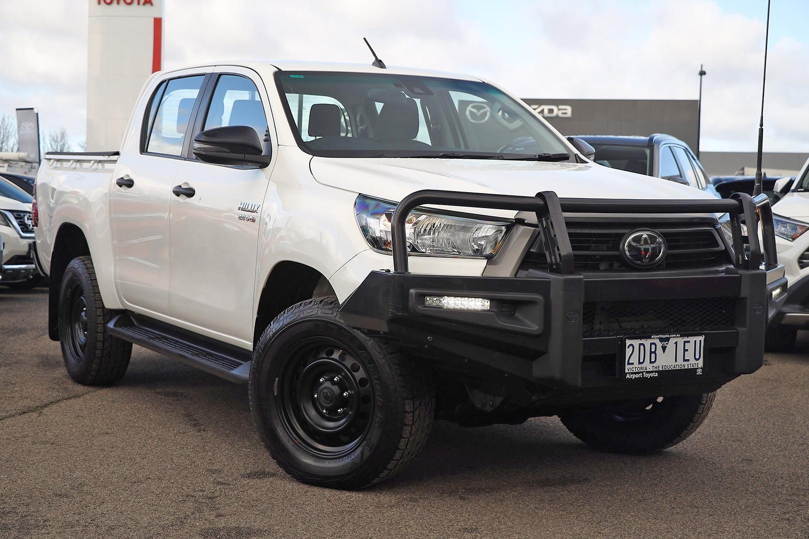 Toyota Hilux image 1