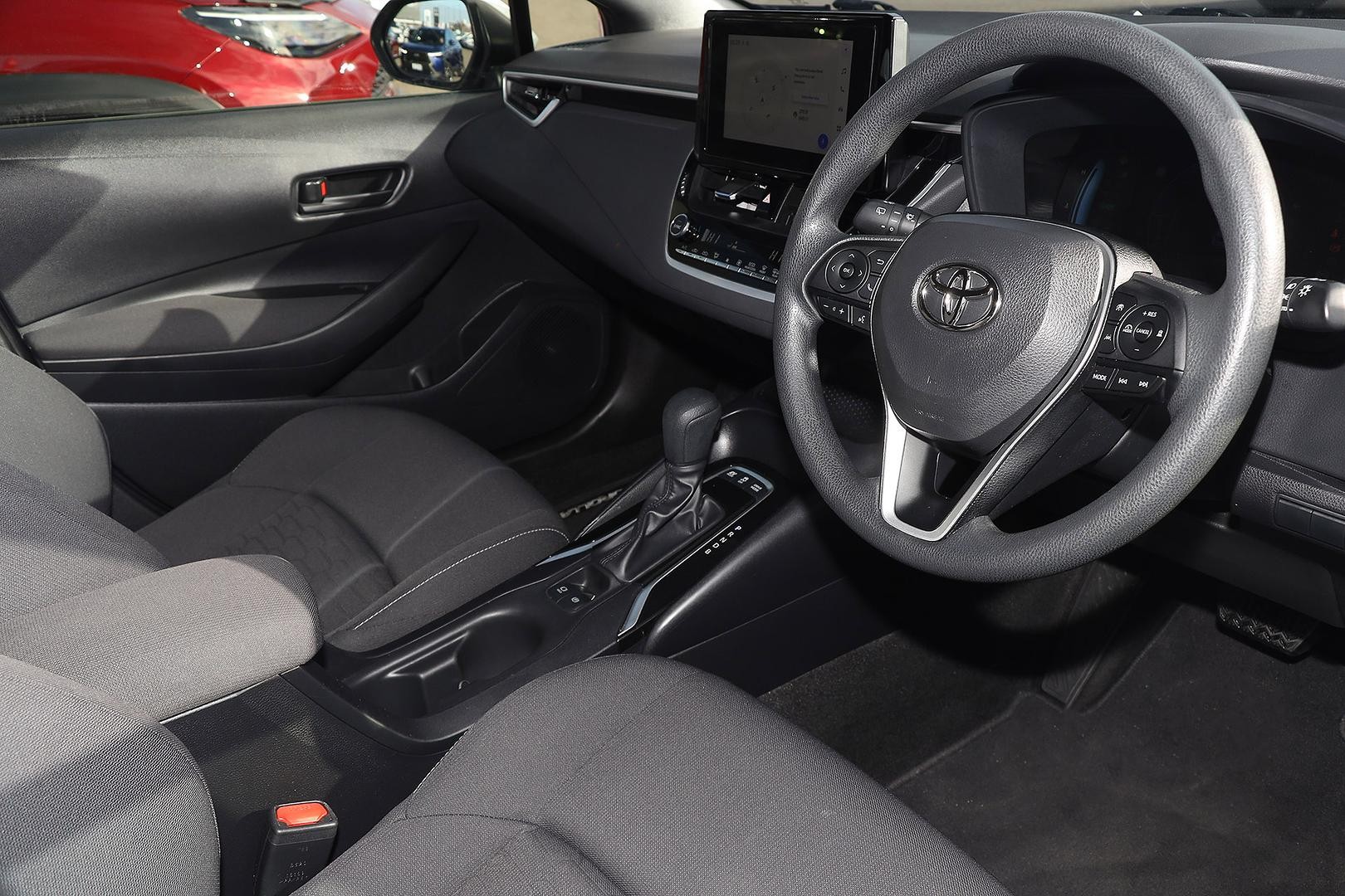 Toyota Corolla image 2