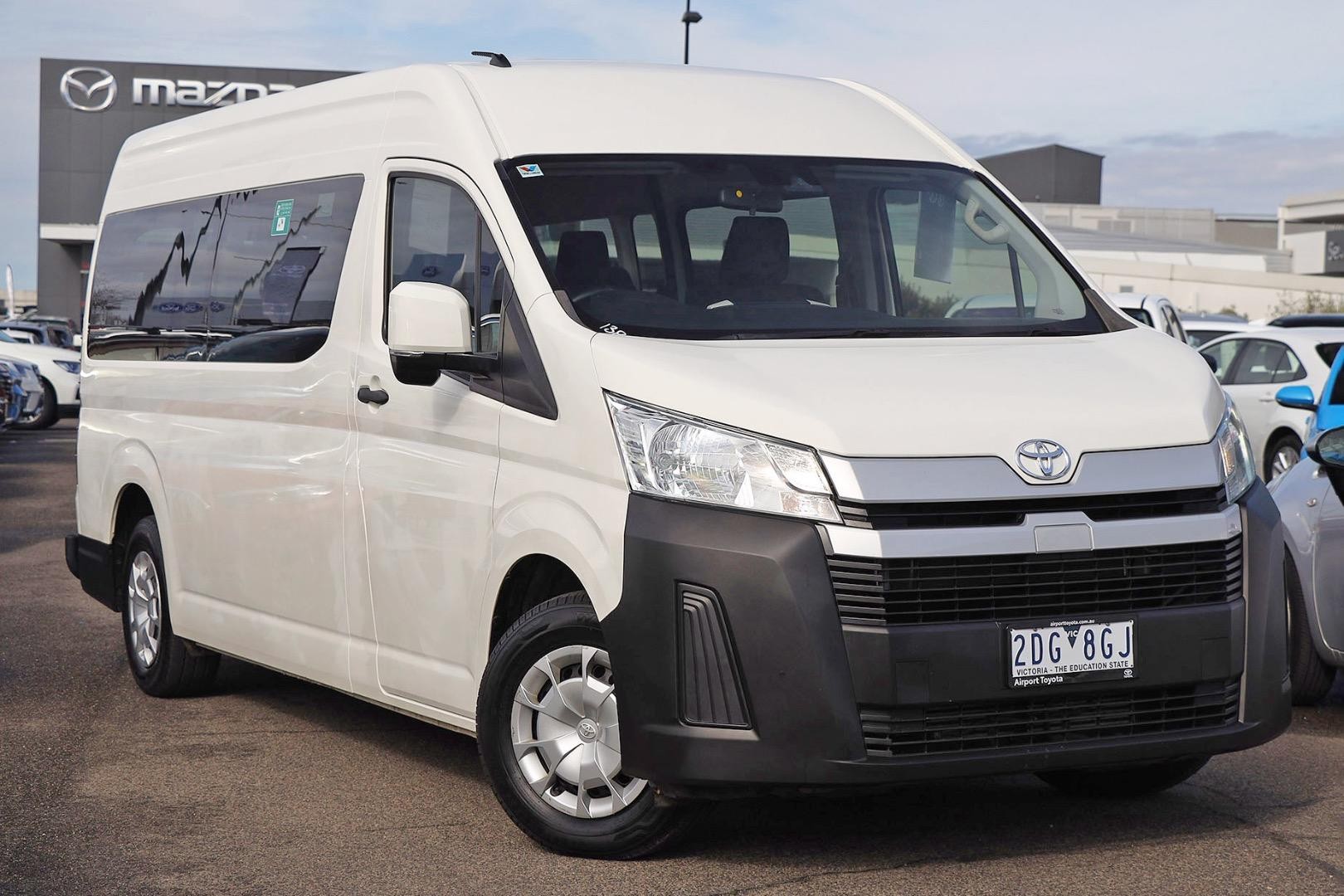 Toyota Hiace image 1