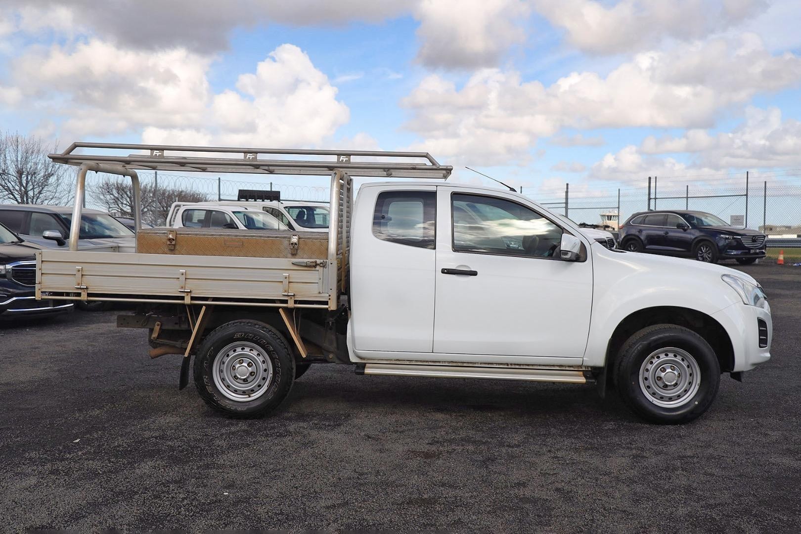 Isuzu D-max image 4