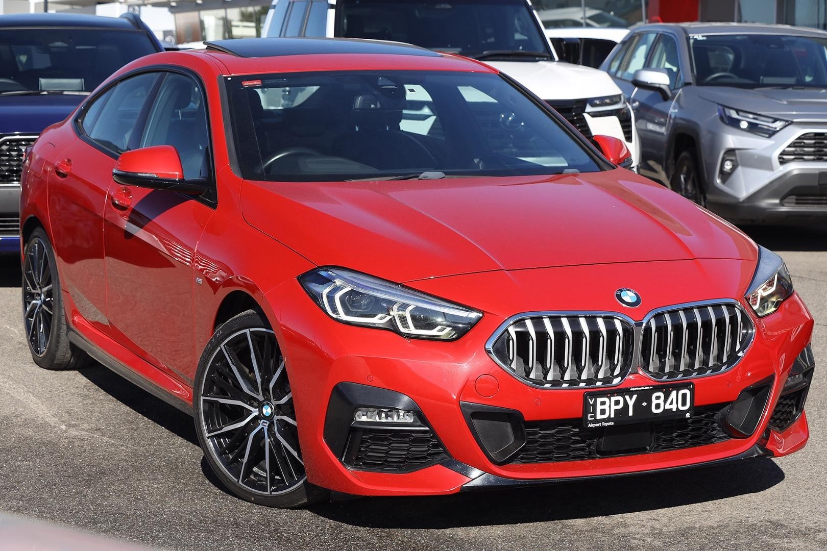 BMW 2 Series image 1
