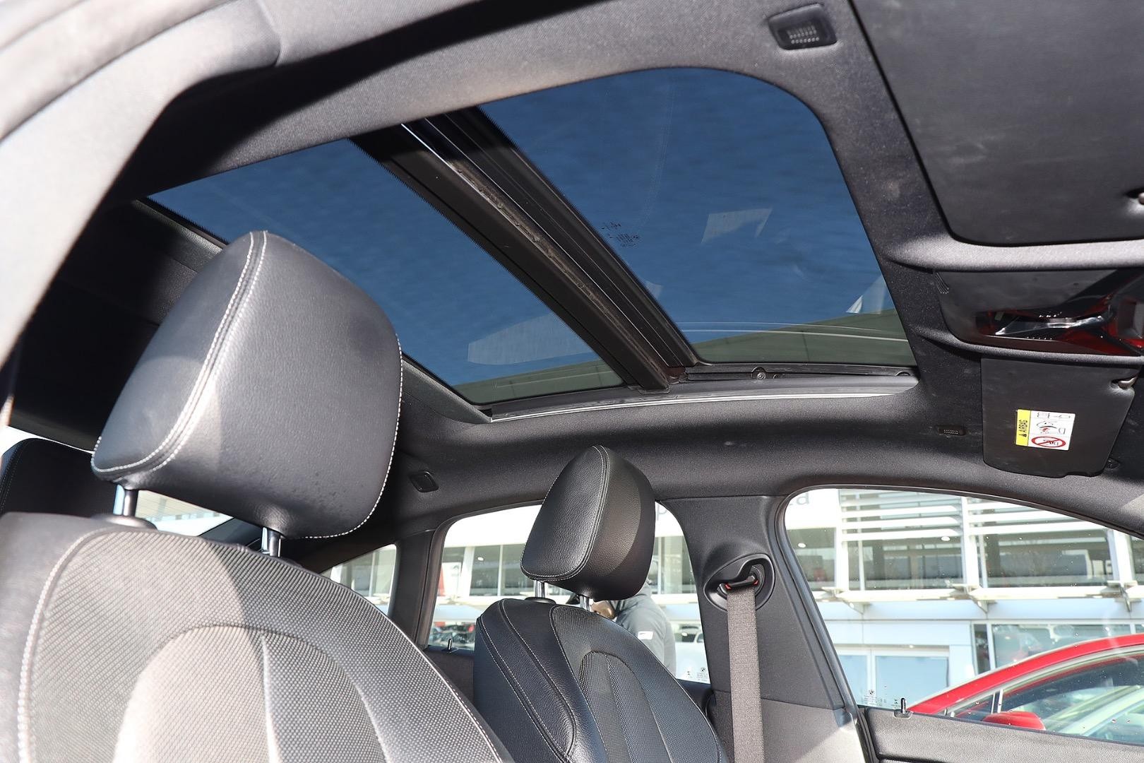 BMW 2 Series image 3