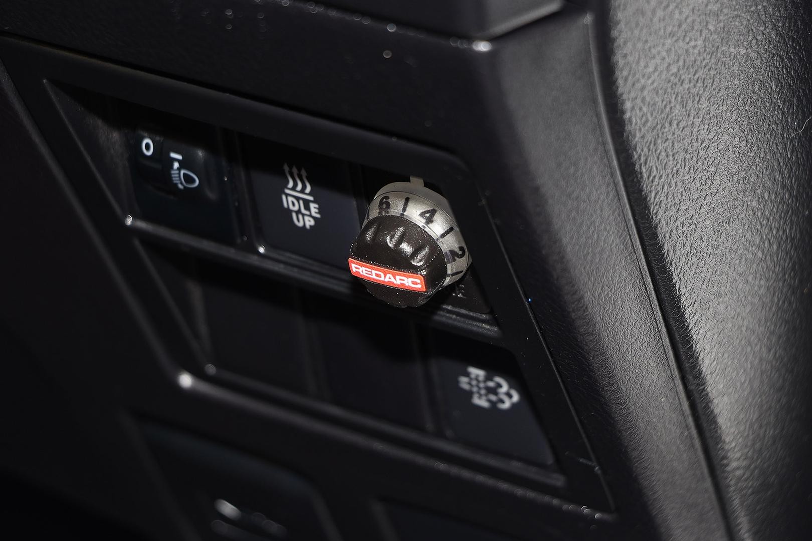 Toyota Hilux image 3