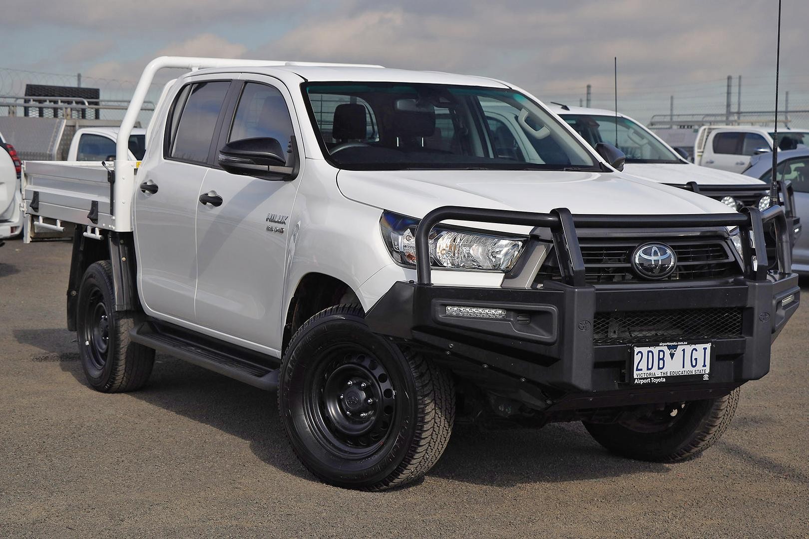 Toyota Hilux image 1