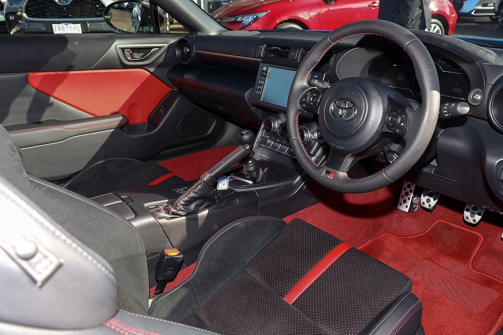 Toyota Gr86 image 2