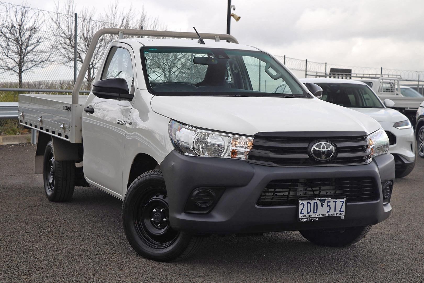 Toyota Hilux image 1