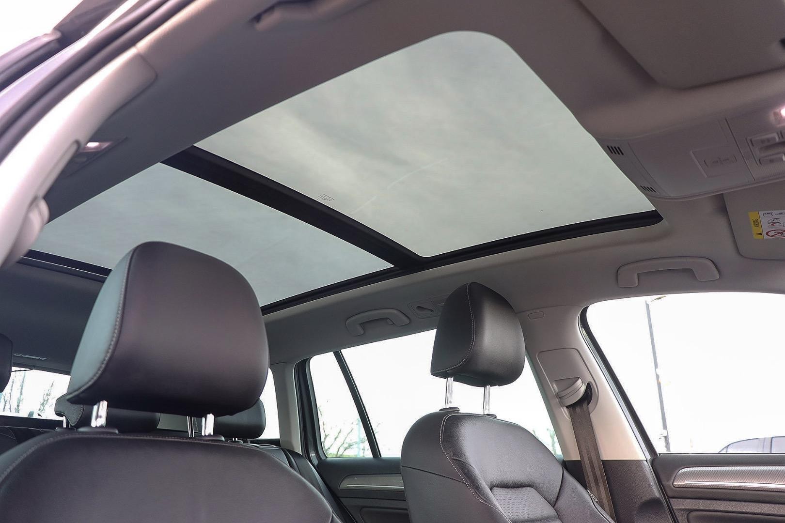 Volkswagen Golf image 3