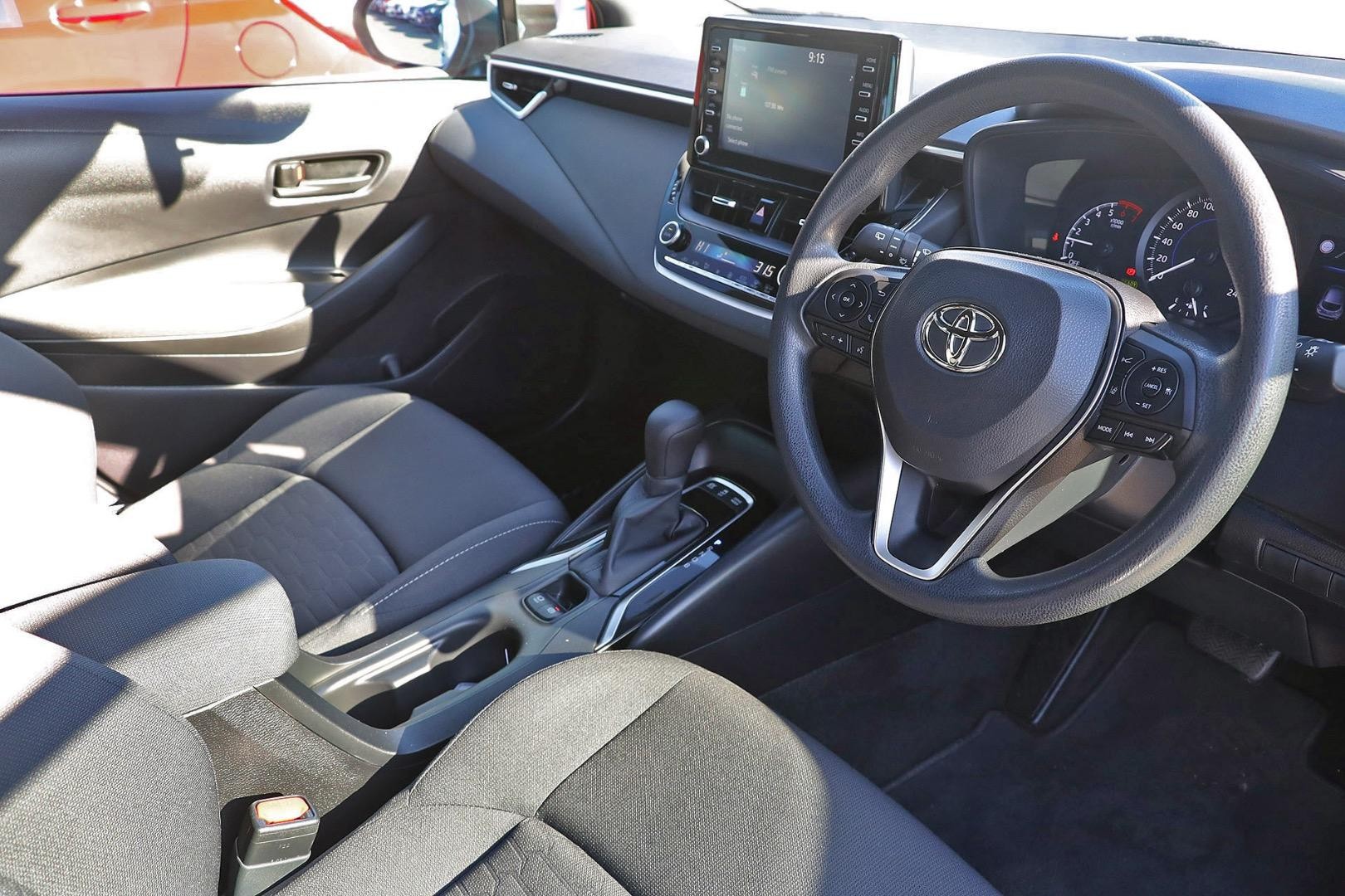 Toyota Corolla image 3