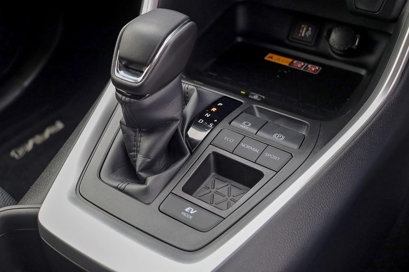 Toyota Rav4 image 4