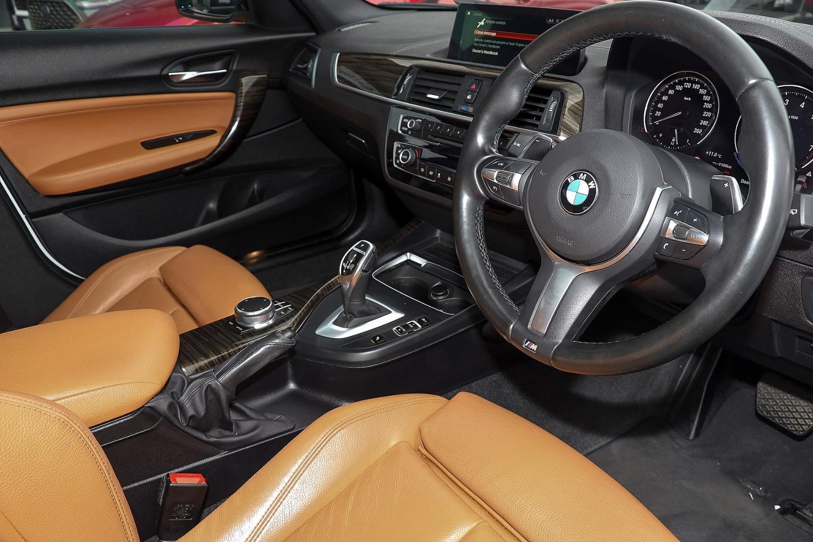 BMW 1 Series image 2