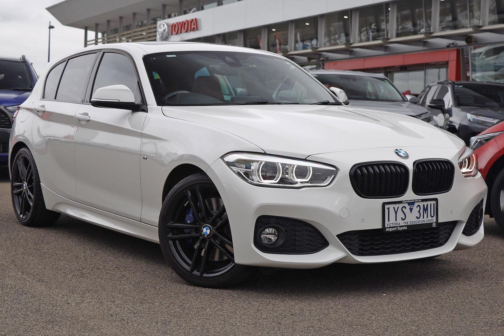 BMW 1 Series image 1