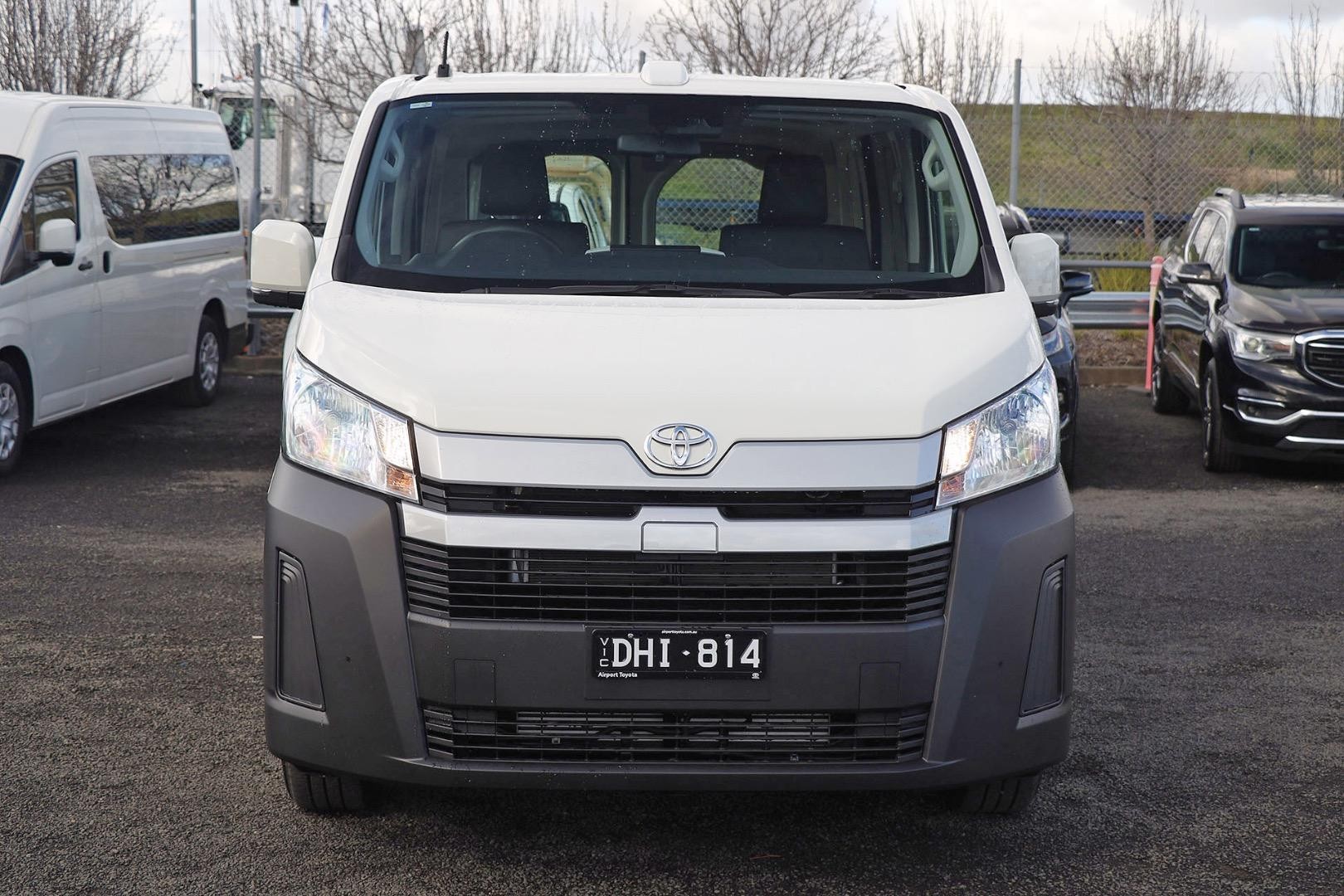Toyota Hiace image 3