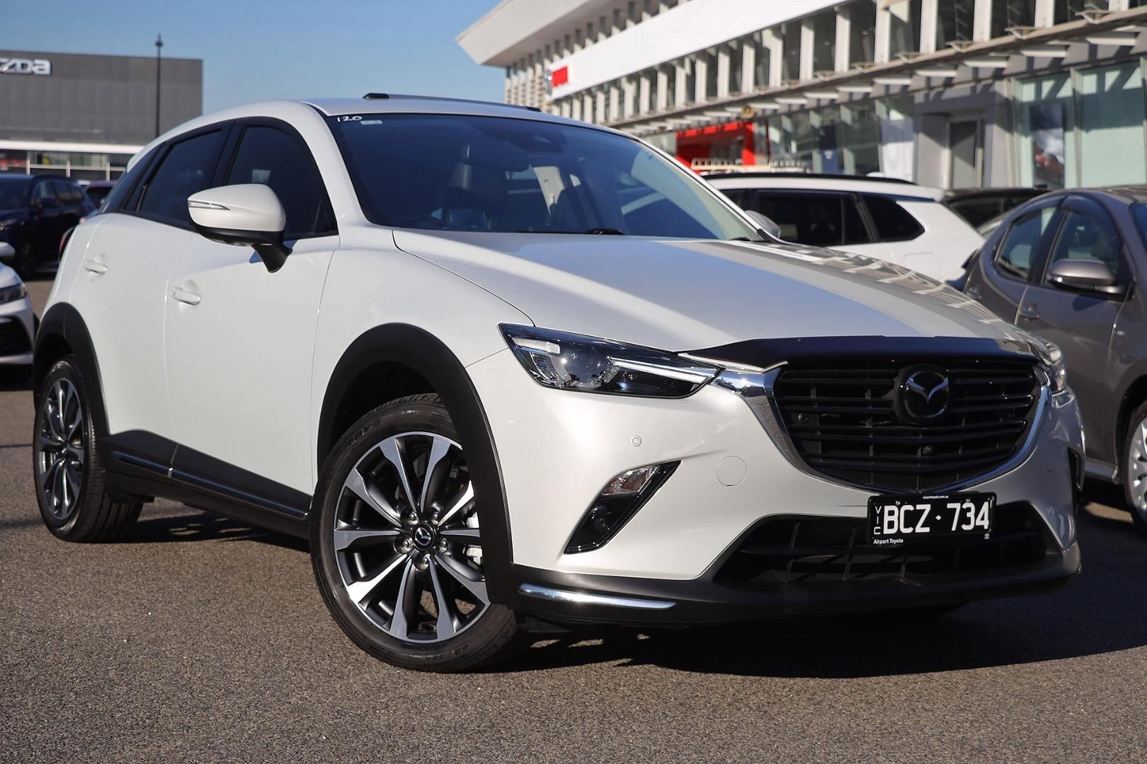 Mazda Cx-3 image 1