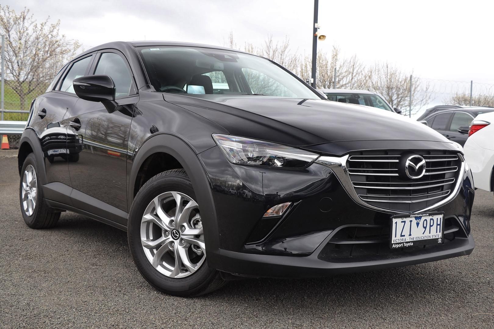Mazda Cx-3 image 1