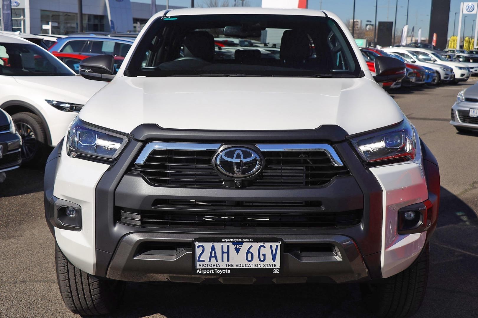 Toyota Hilux image 3