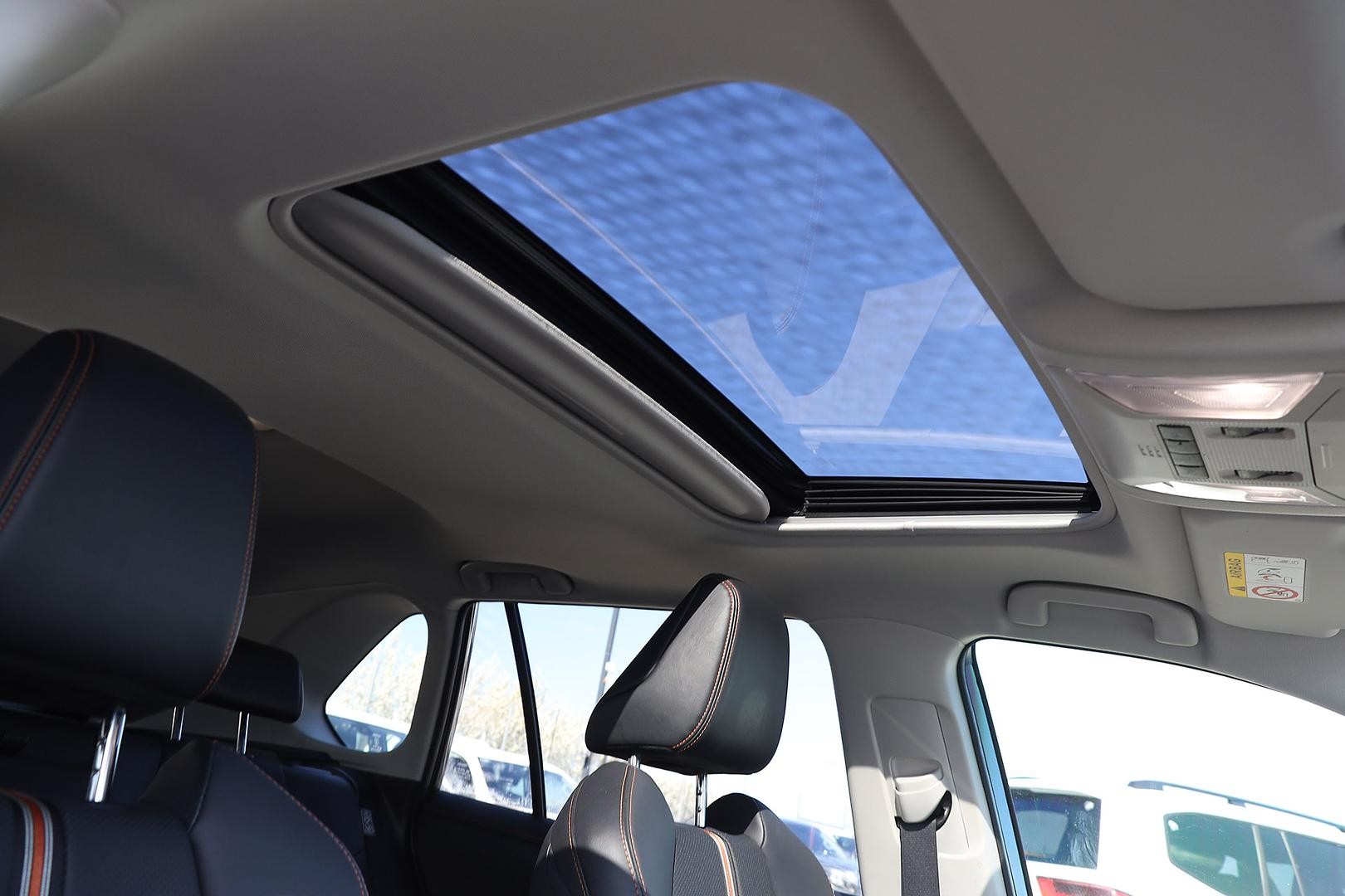 Toyota Rav4 image 2
