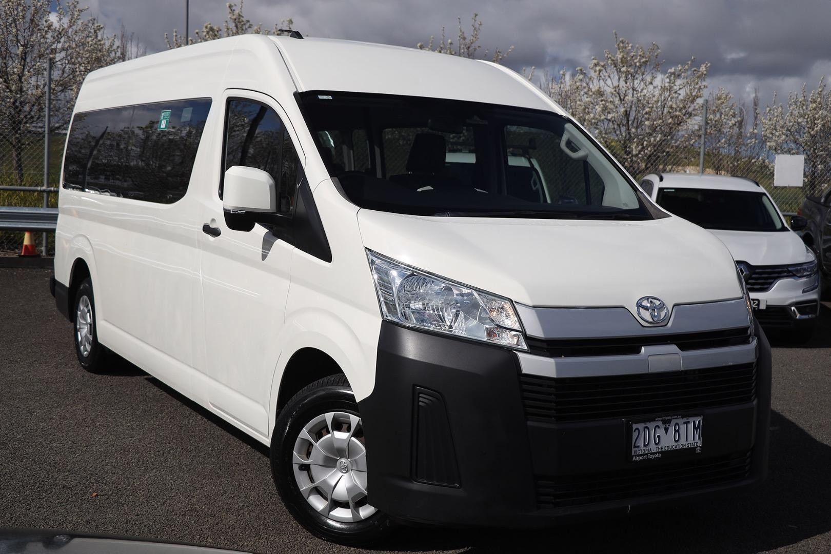 Toyota Hiace image 1
