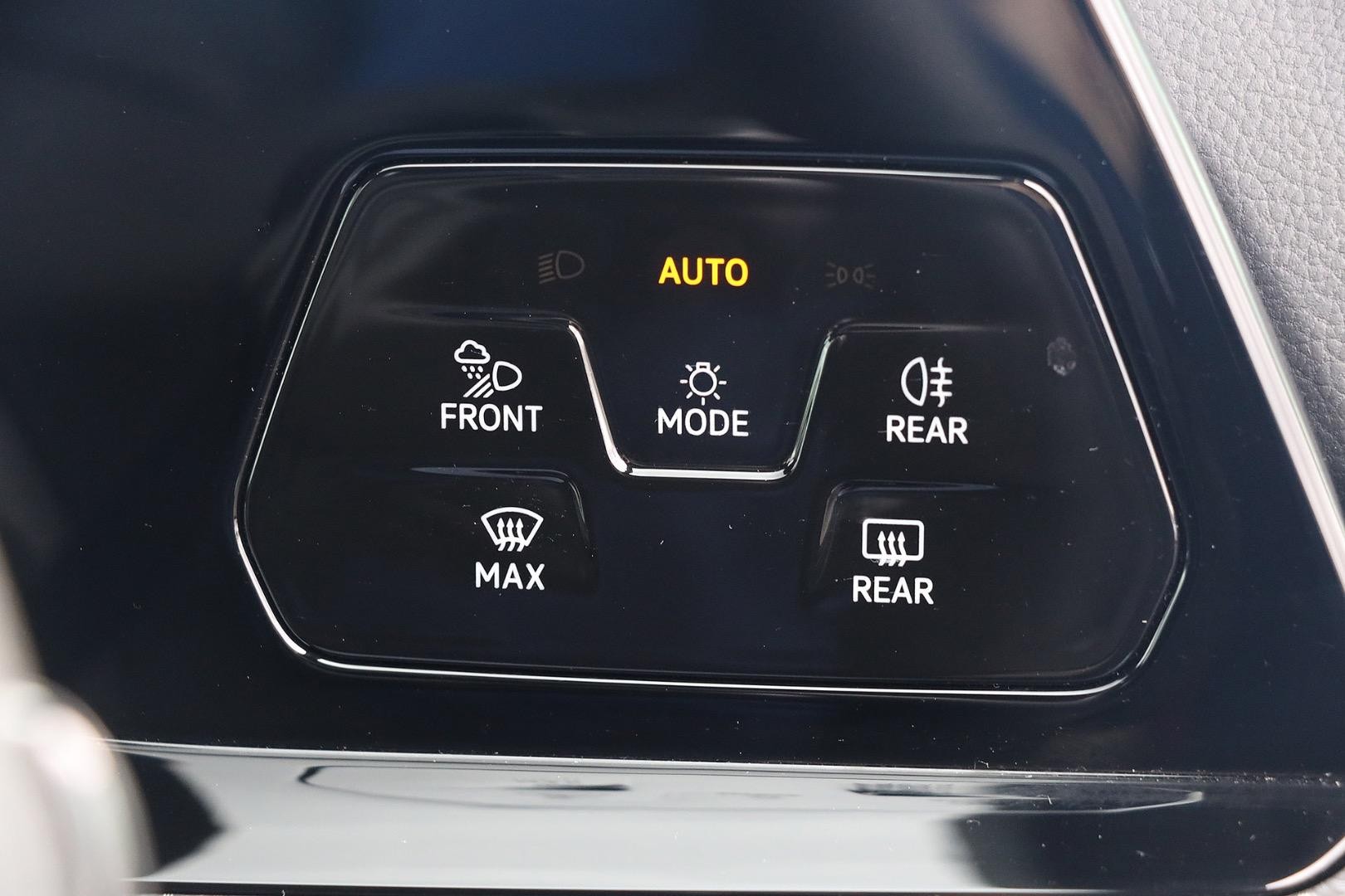 Volkswagen Golf image 4