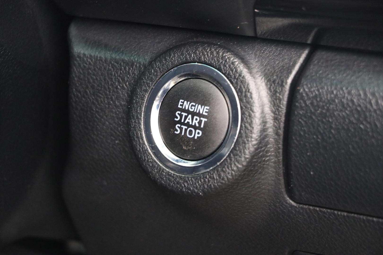 Toyota Hilux image 3