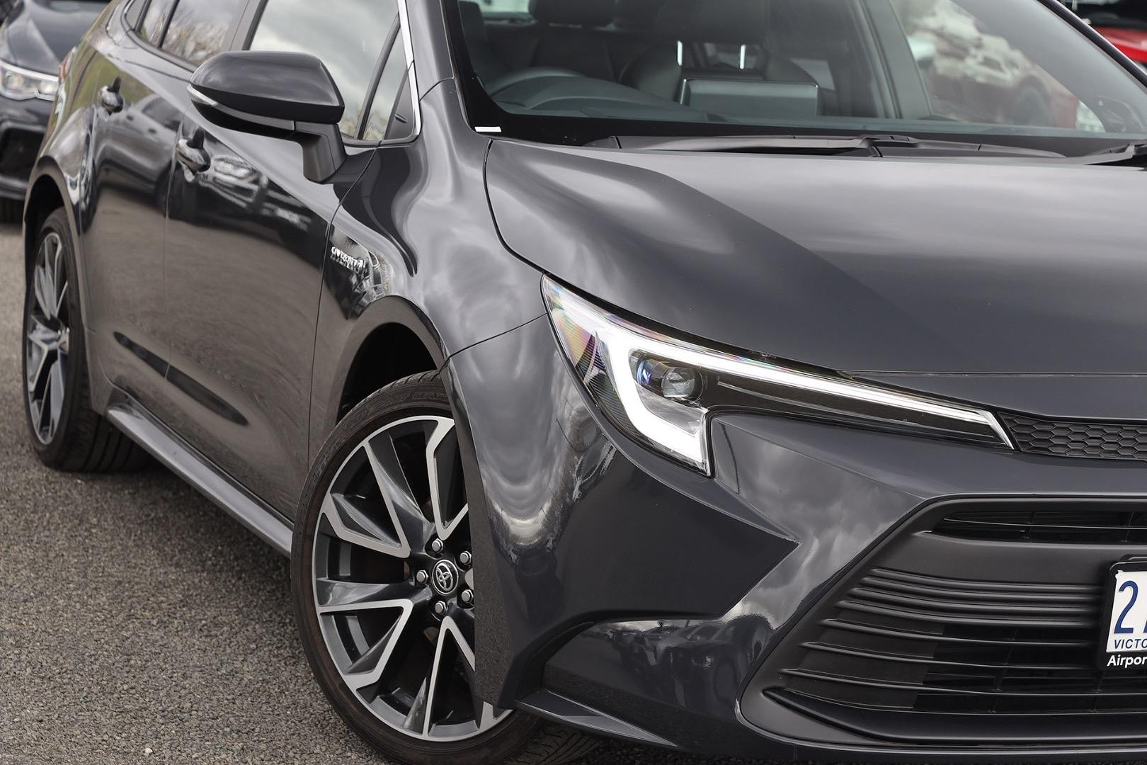 Toyota Corolla image 2