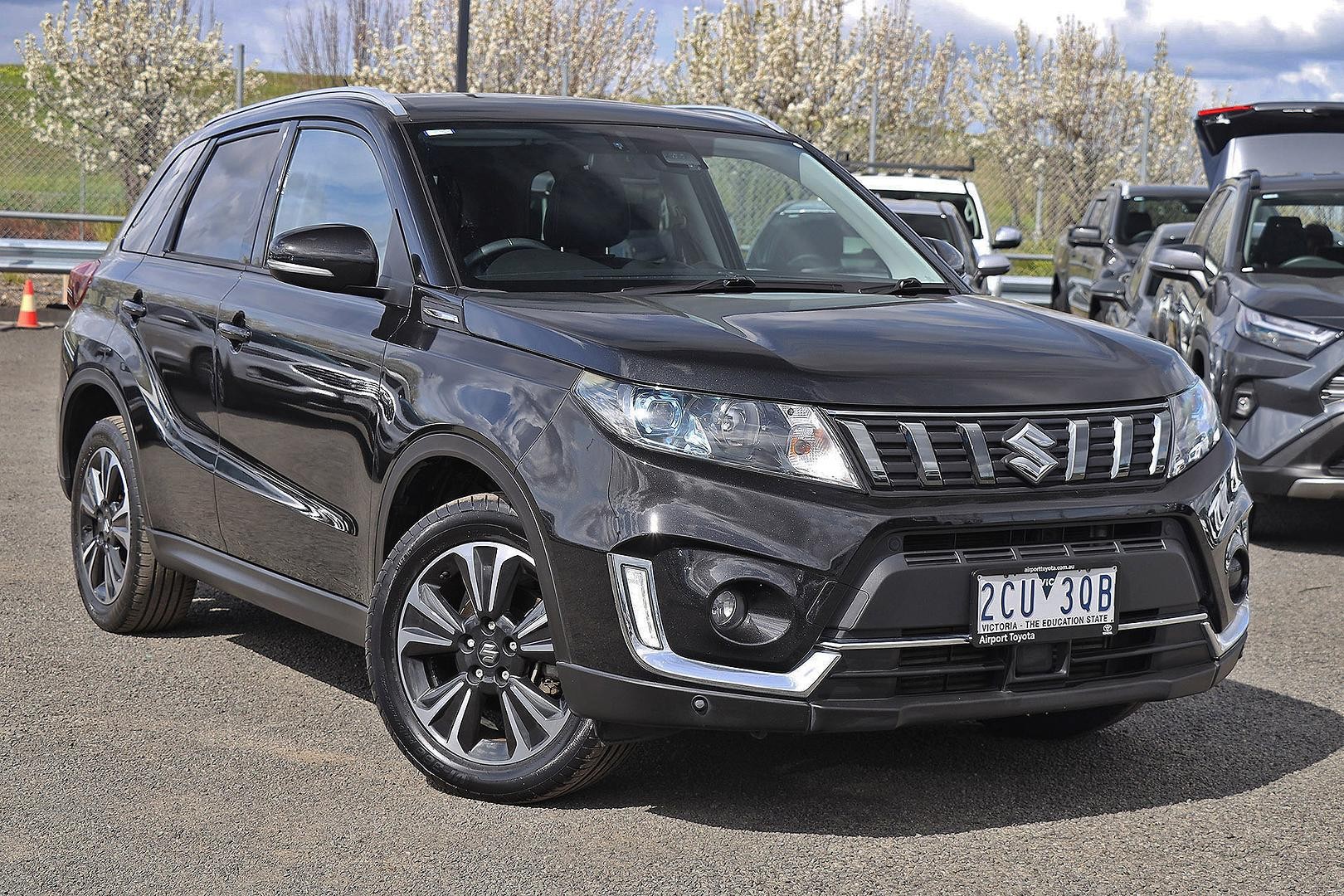 Suzuki Vitara image 1
