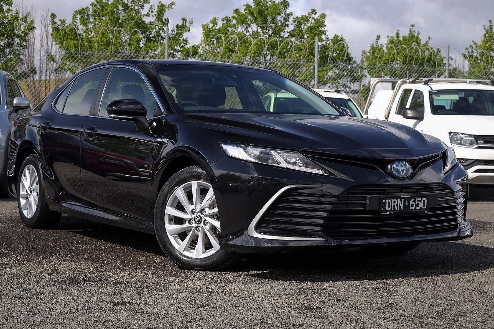 Toyota Camry image 1