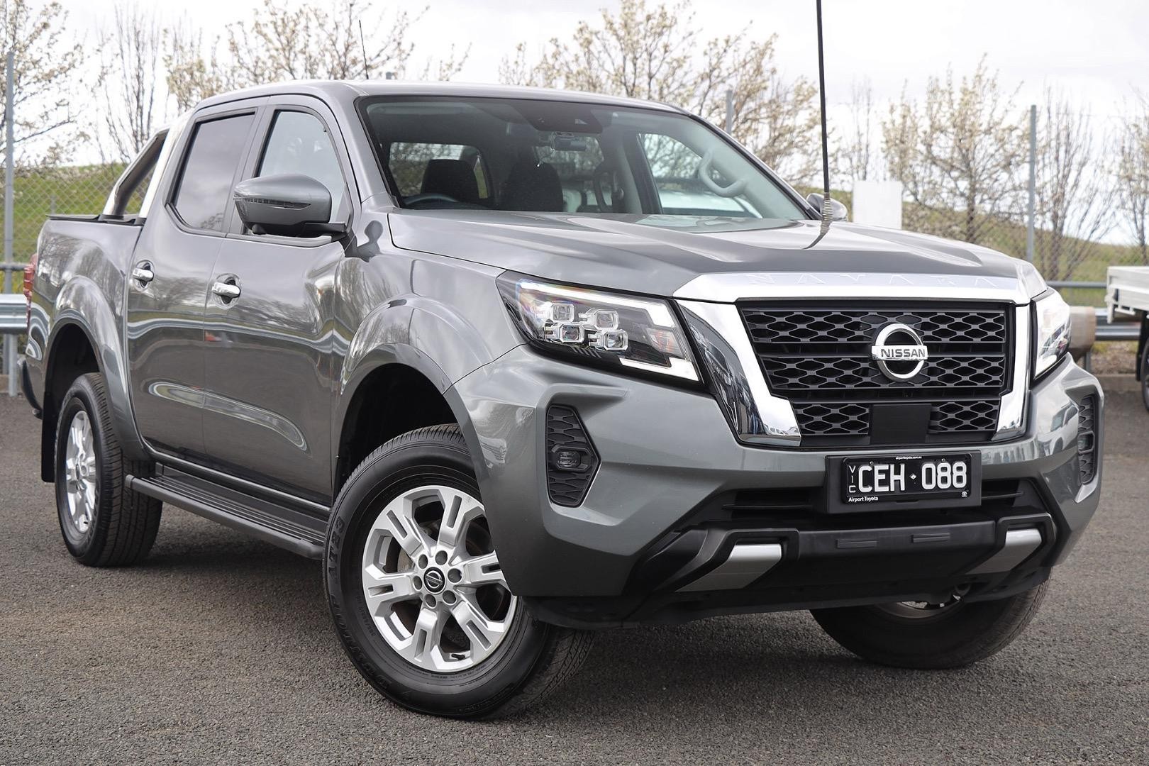 Nissan Navara image 1