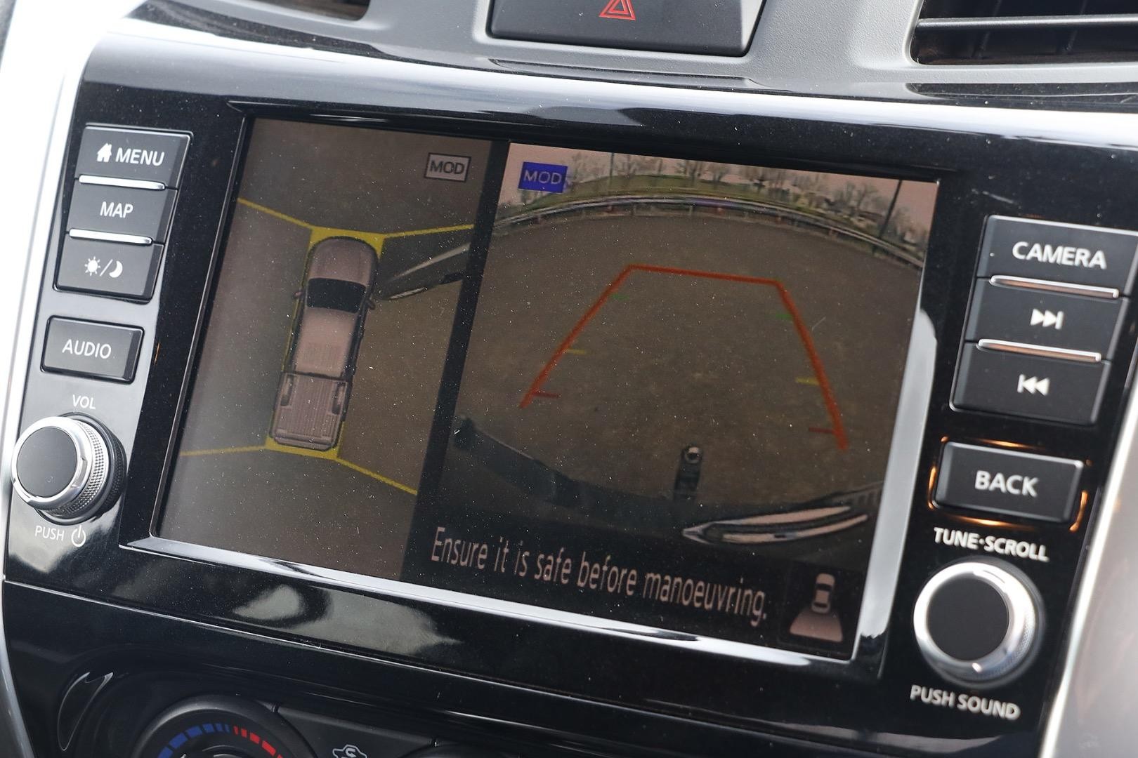 Nissan Navara image 4