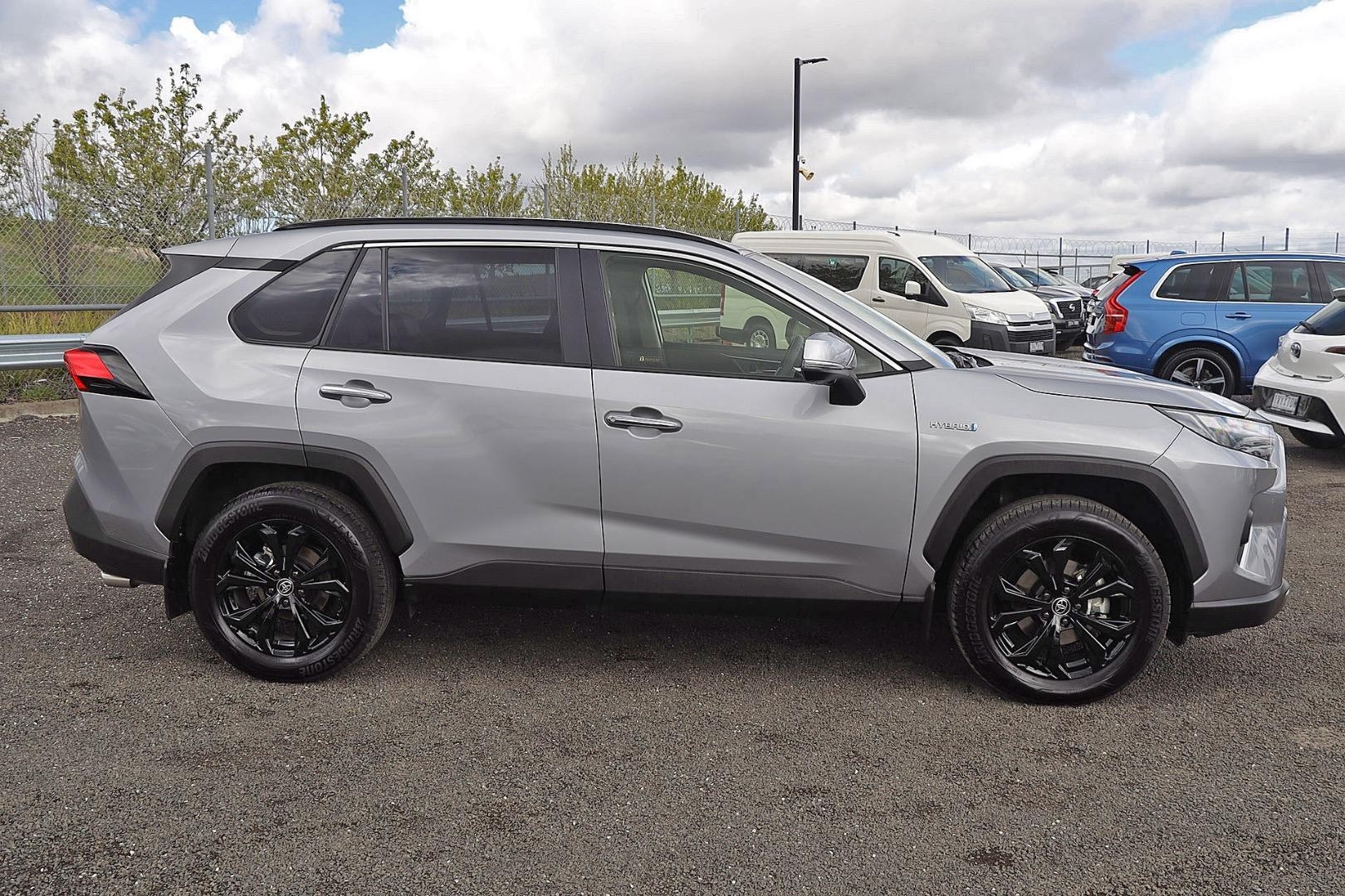 Toyota Rav4 image 4