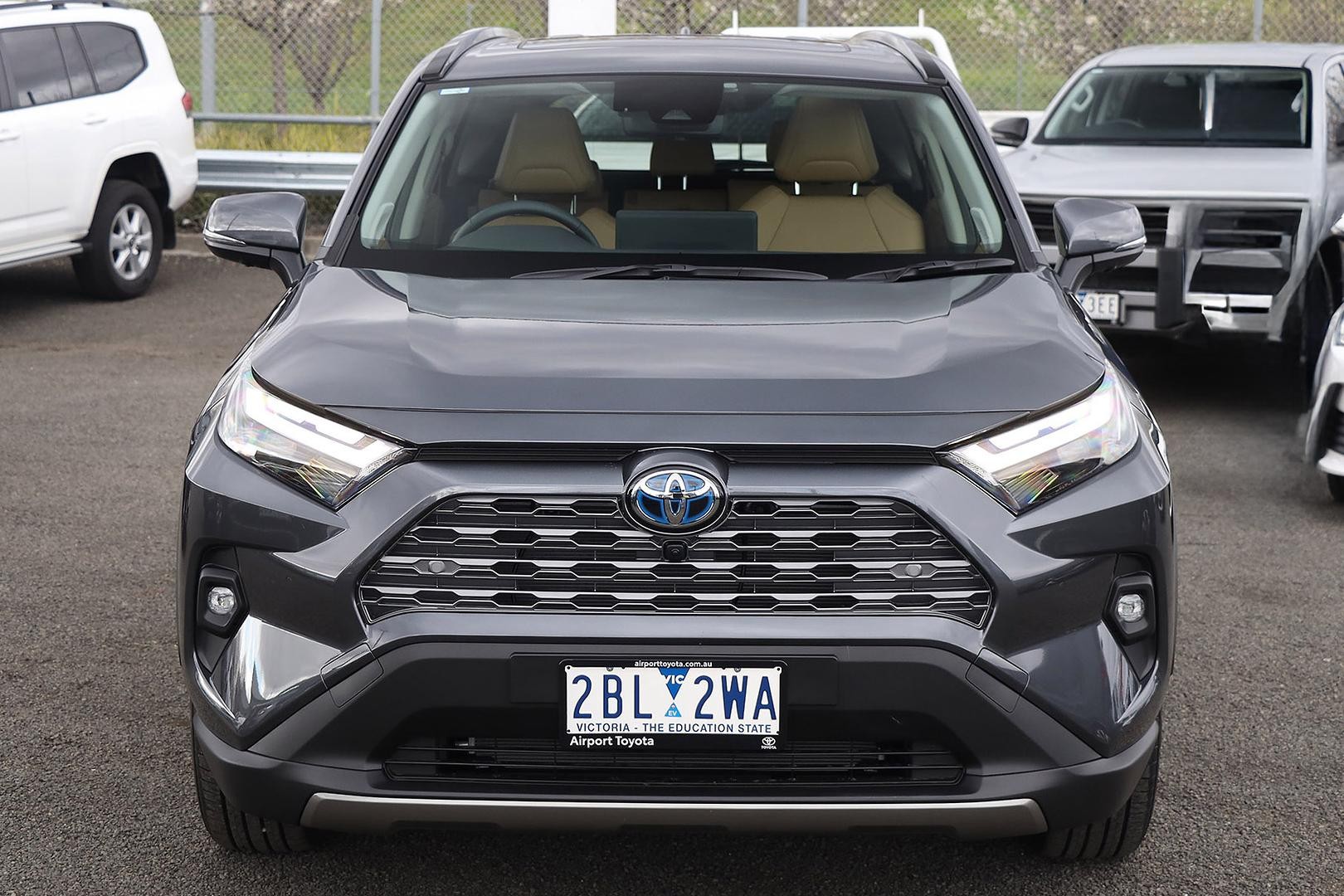 Toyota Rav4 image 3