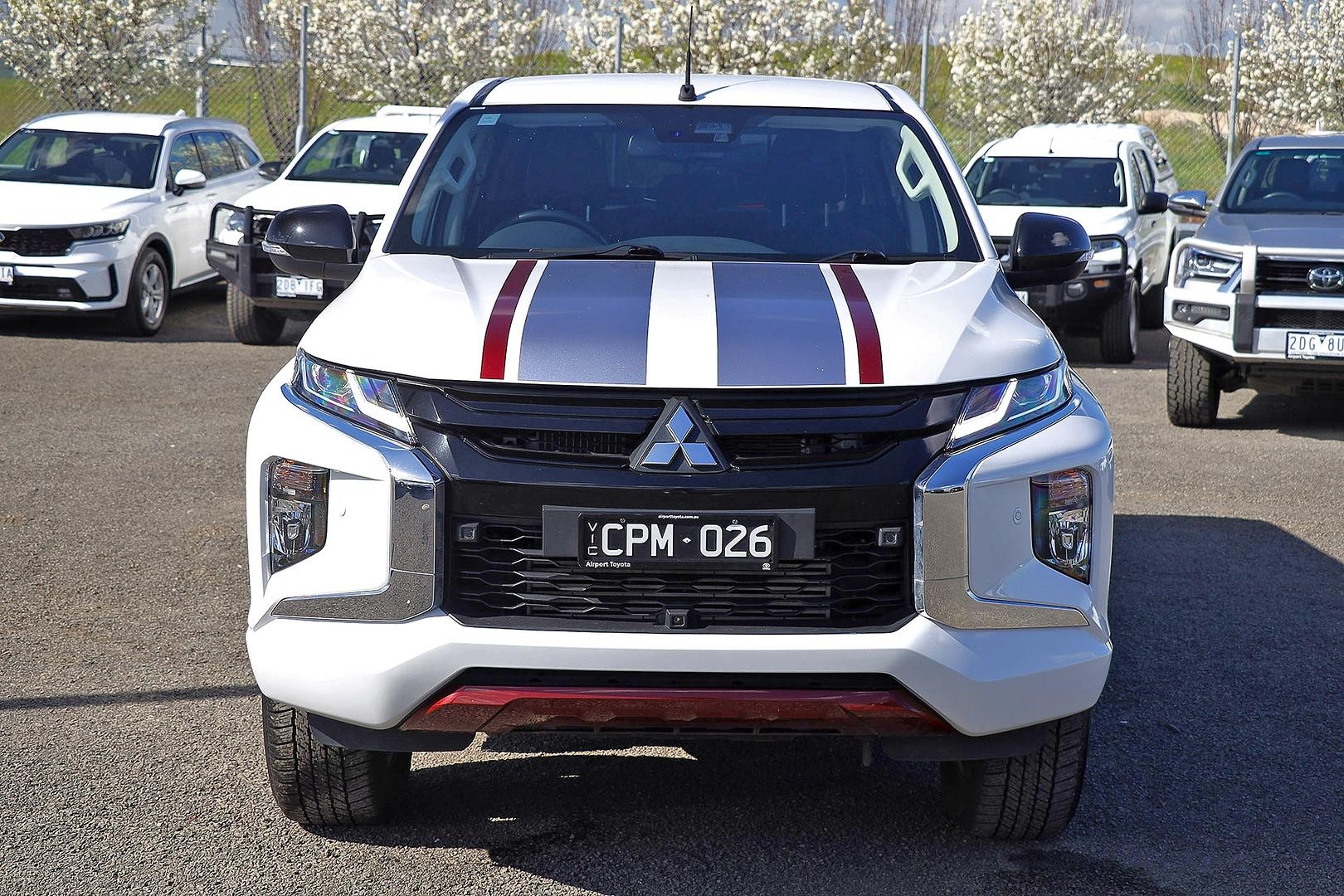 Mitsubishi Triton image 3
