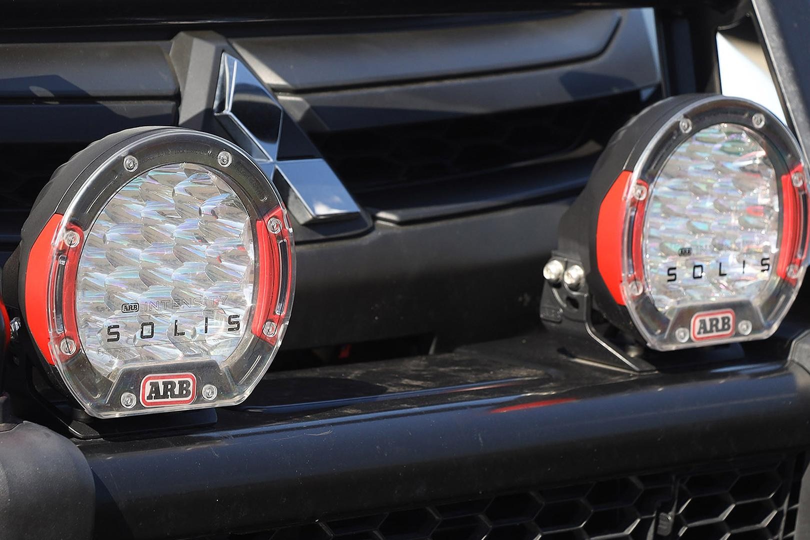 Mitsubishi Triton image 3
