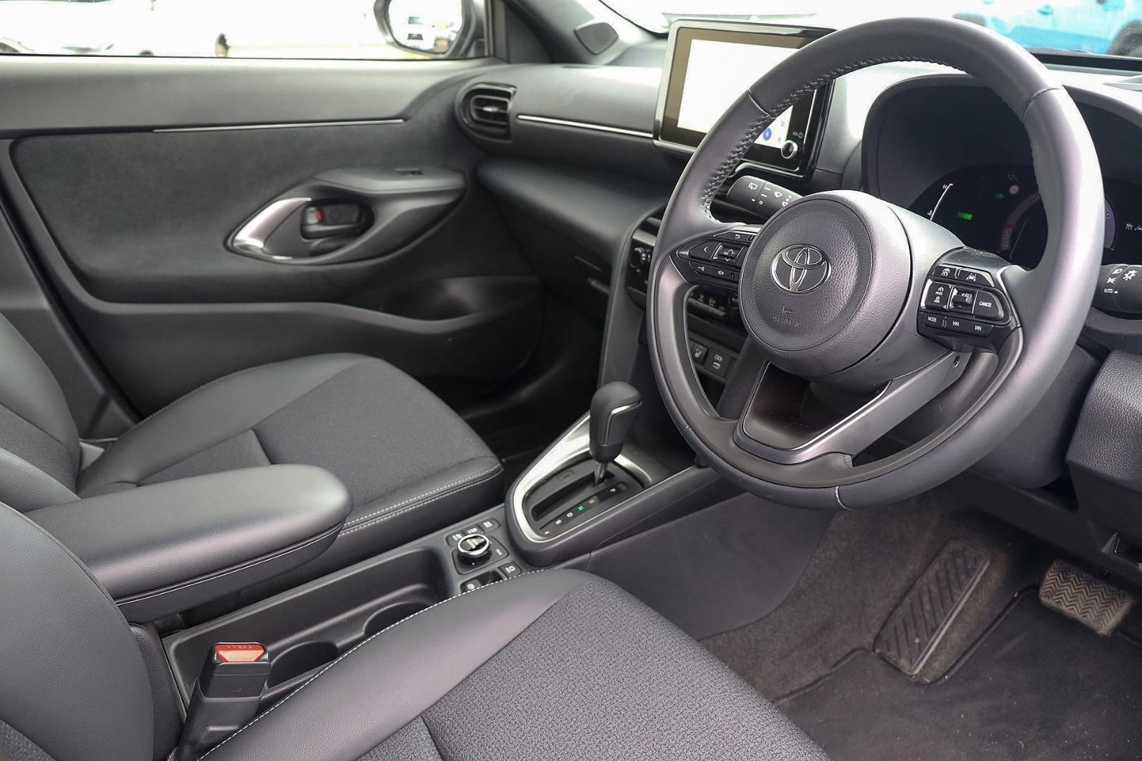 Toyota Yaris Cross image 2