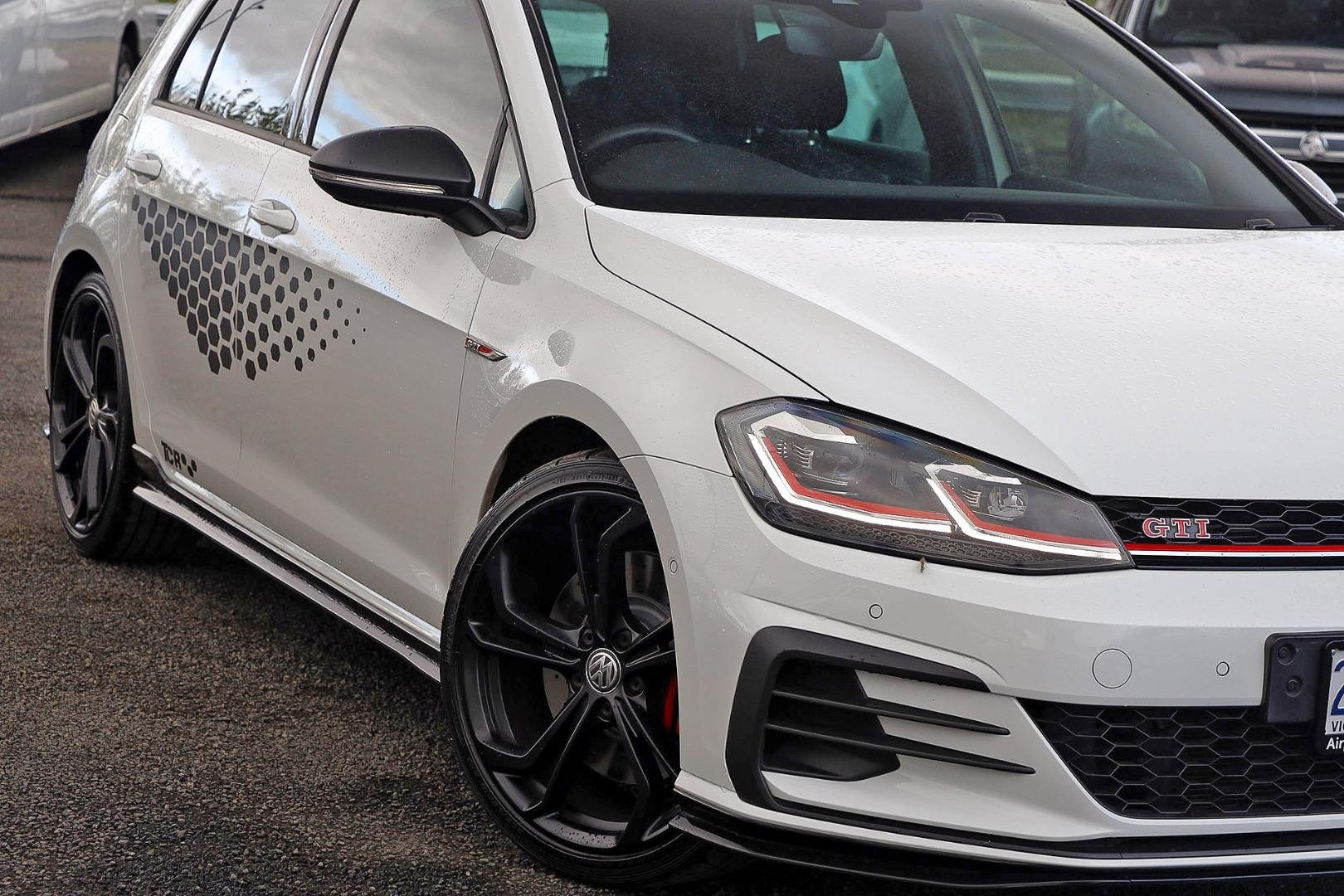 Volkswagen Golf image 2