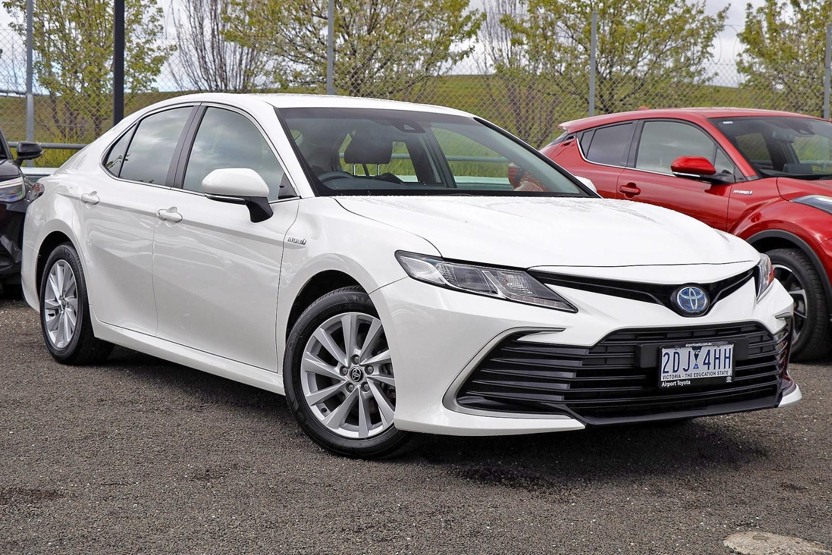 Toyota Camry image 1