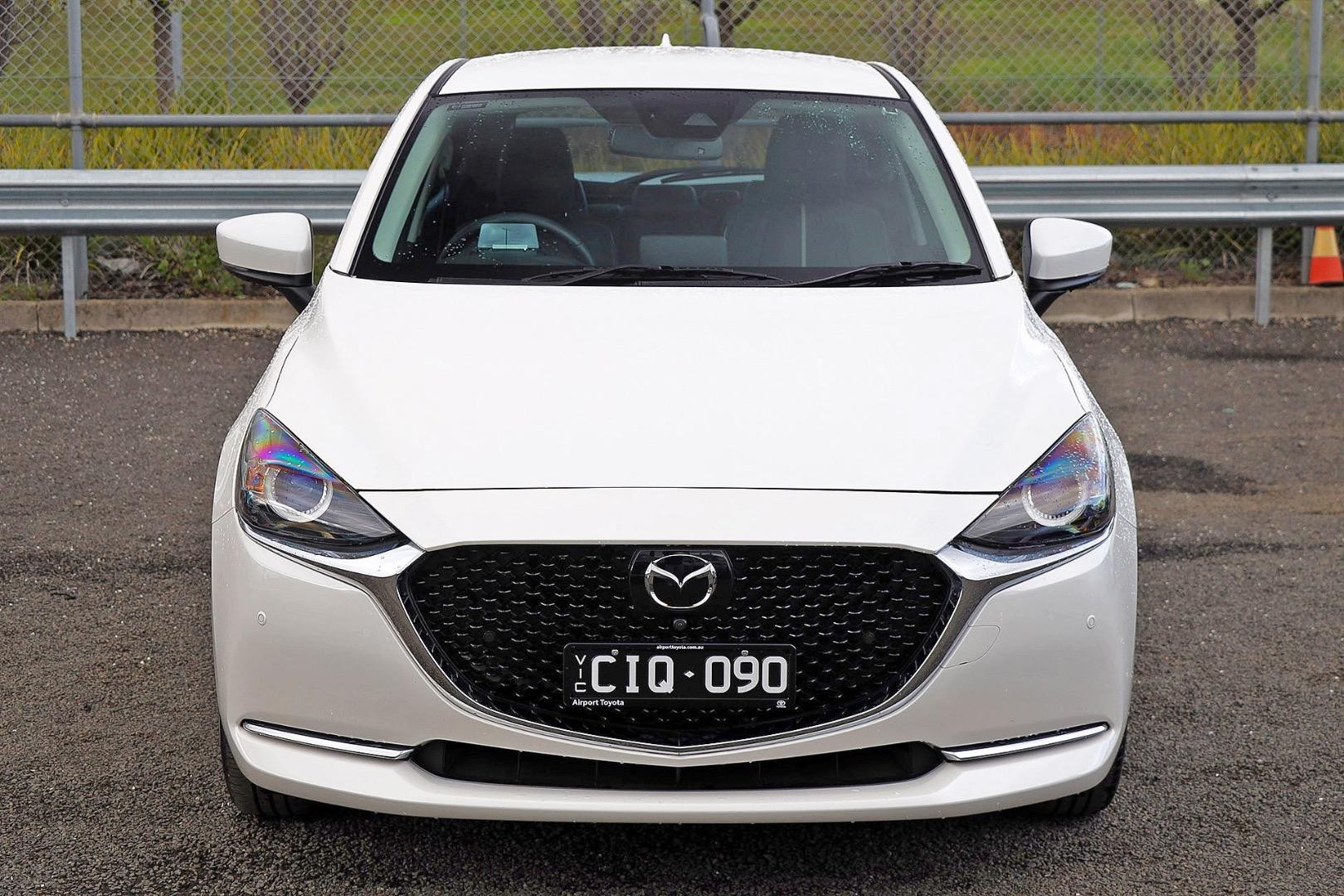 Mazda 2 image 3