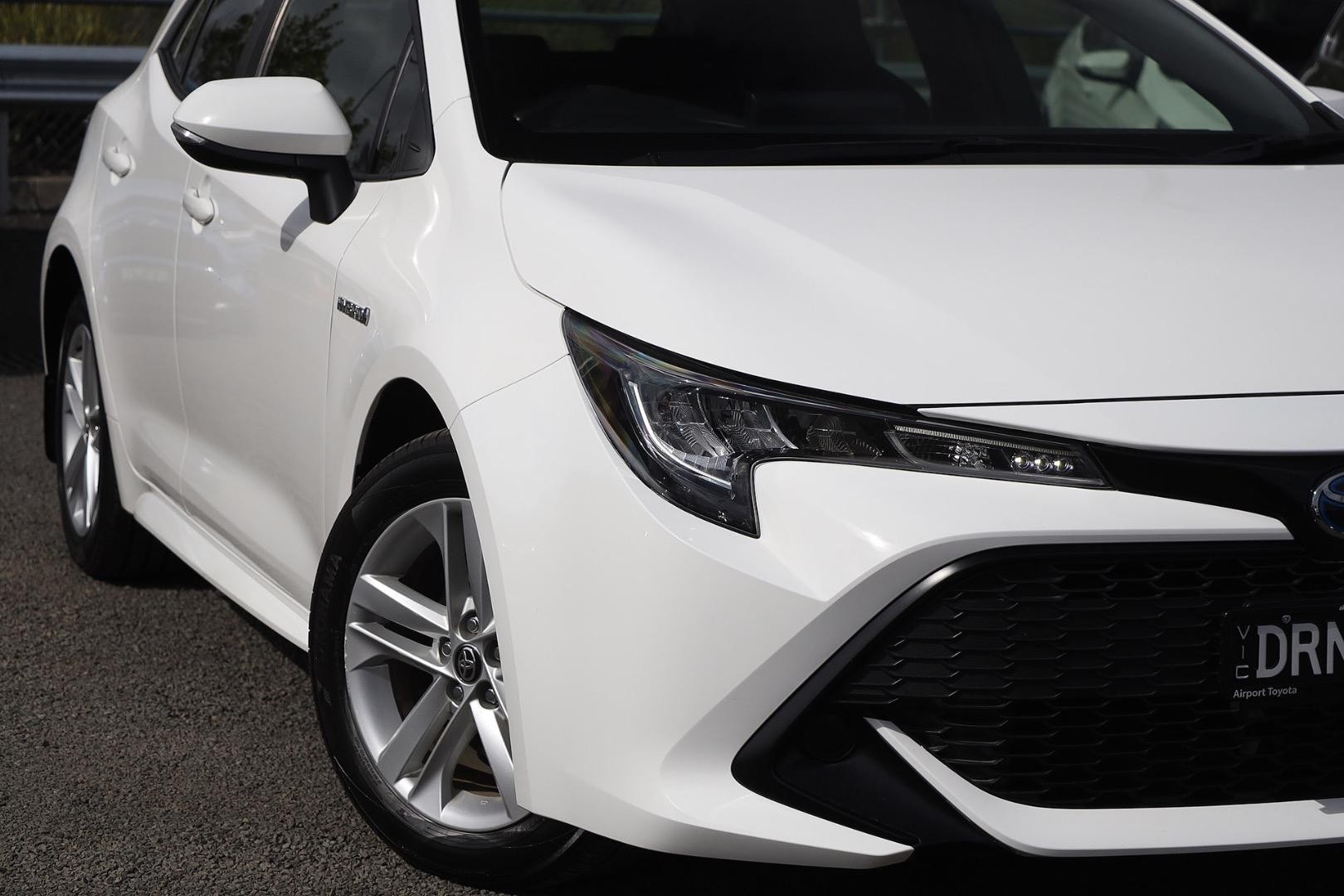 Toyota Corolla image 2