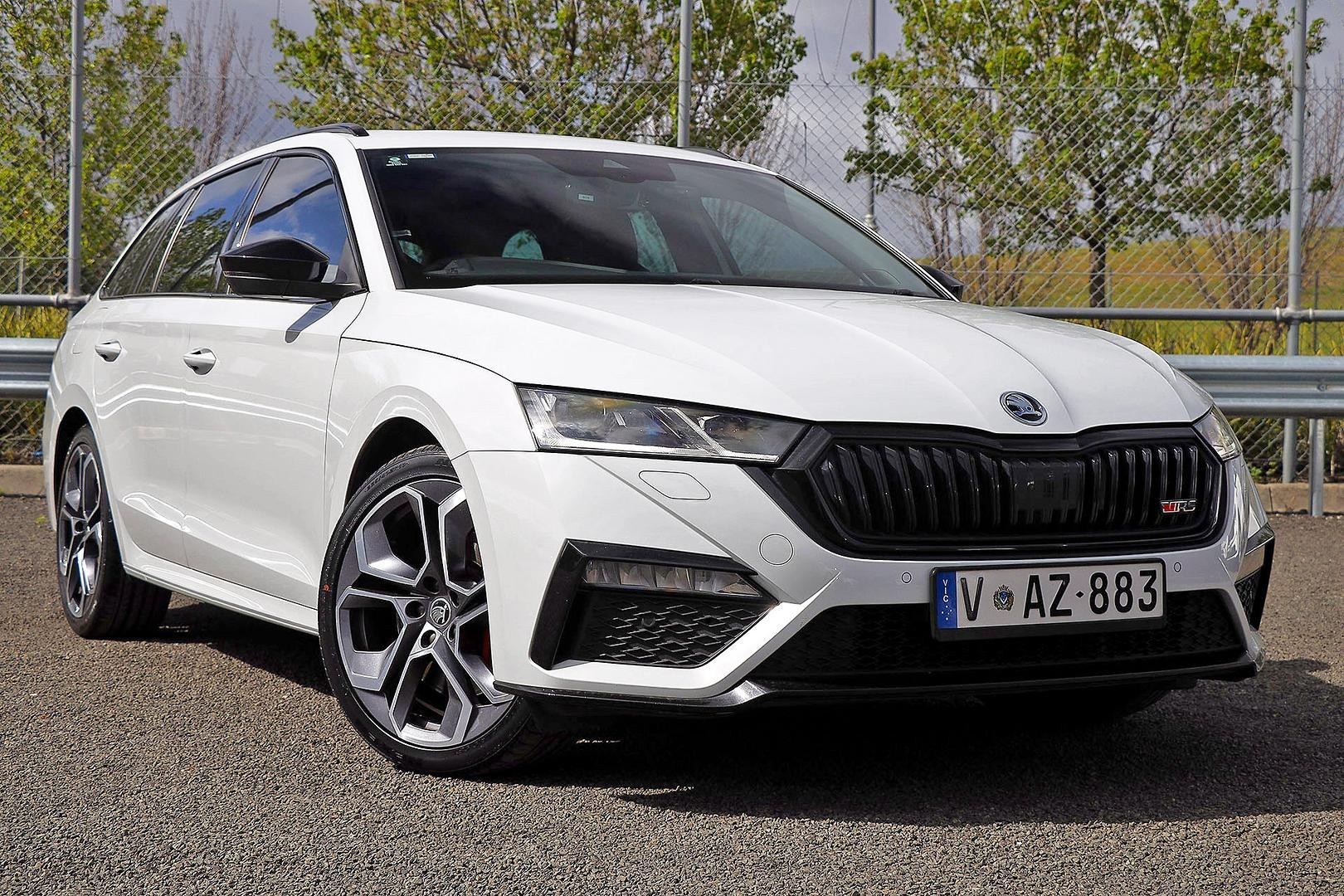 Skoda Octavia image 1